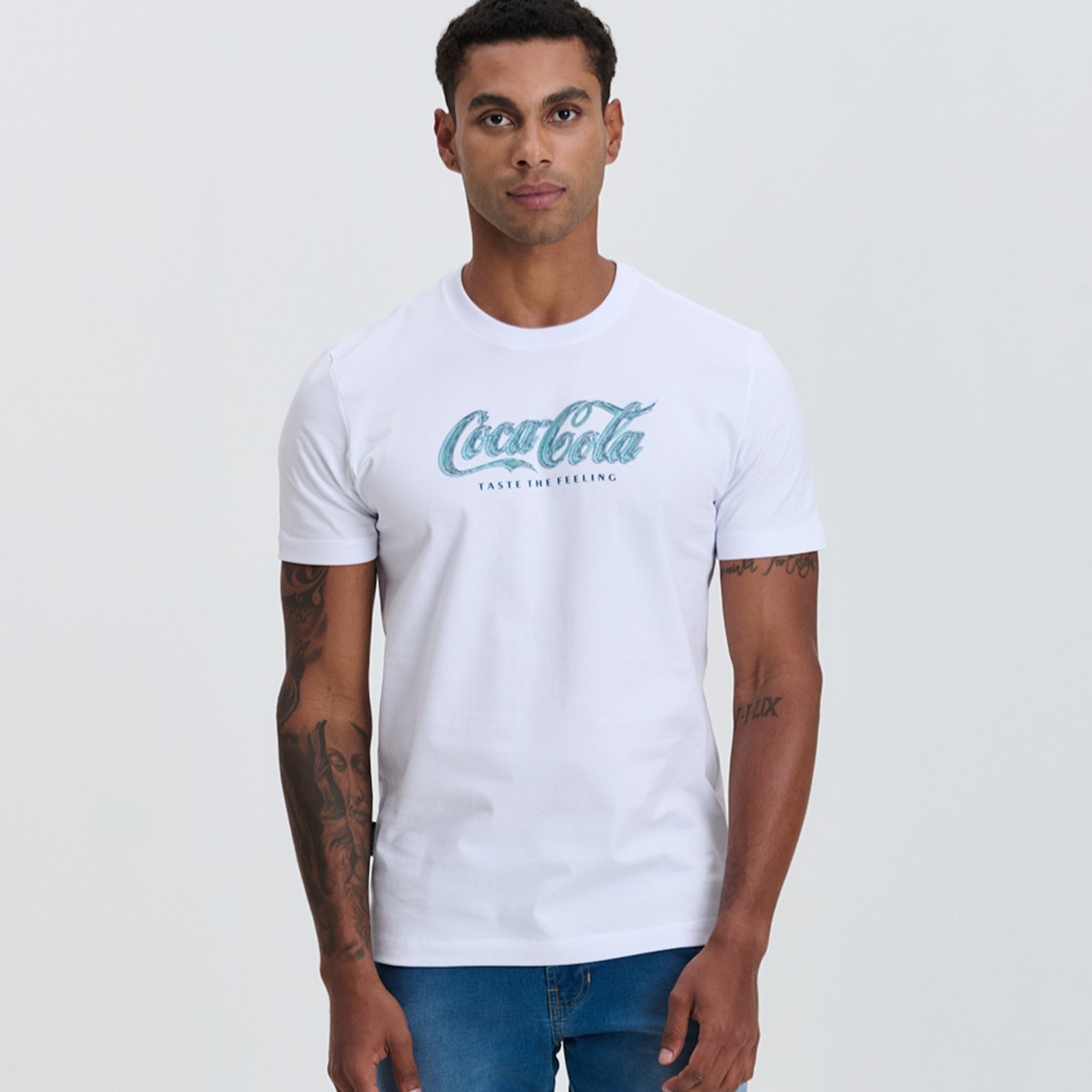 Camiseta Masculina Comfort Taste The Feeling Coca-Cola Jeans Branco Óptico