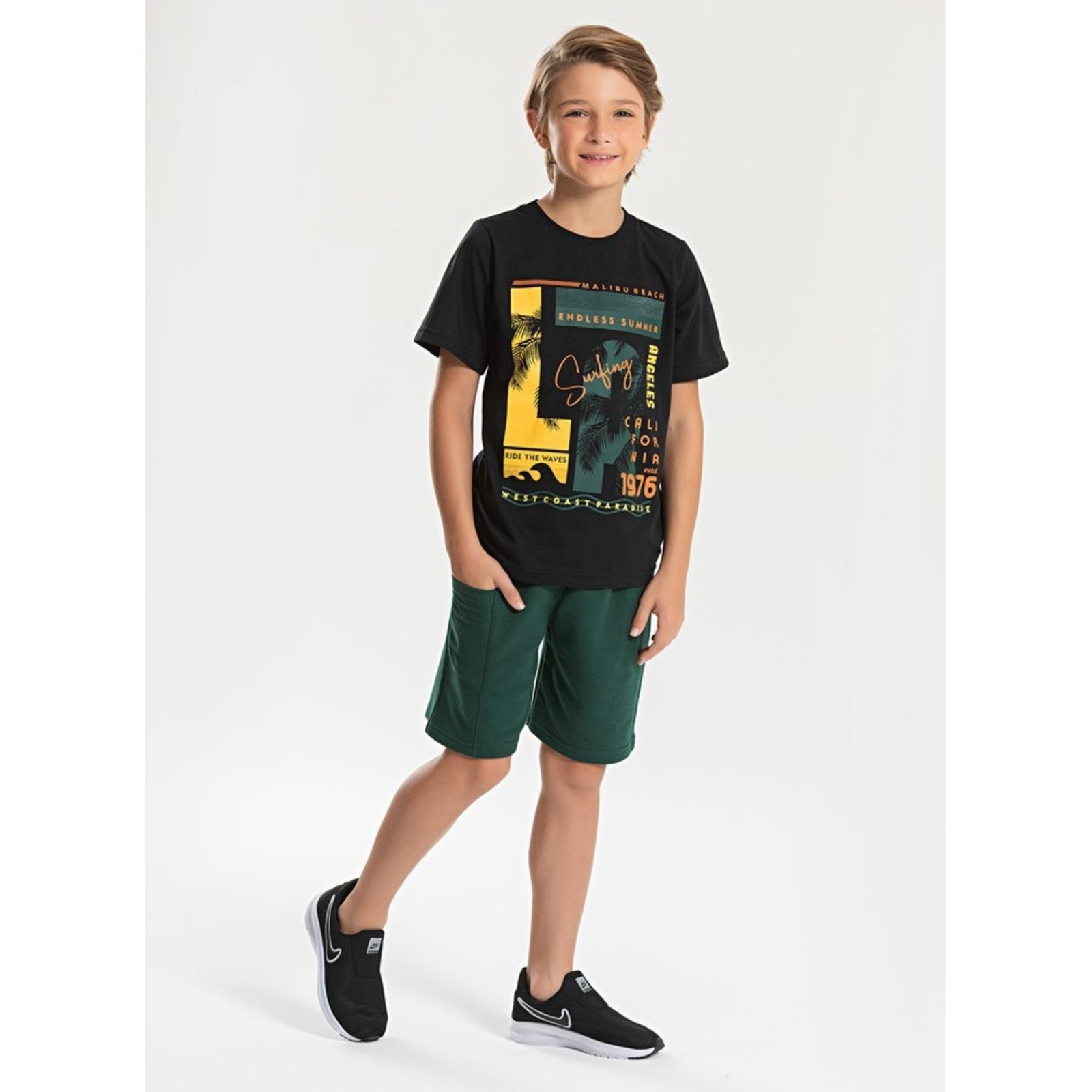 Infantil – Conjunto Verão Menino Preto Camiseta e Bermuda Com Bolso Califórnia Vibes