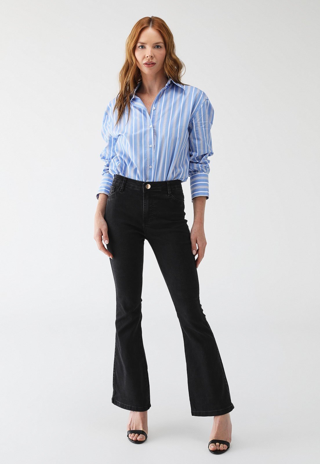 Calça Flare Jeans Feminina Tex Jeans Cintura Alta Modeladora com Elastano Preta Estonada Estilo Sofisticado