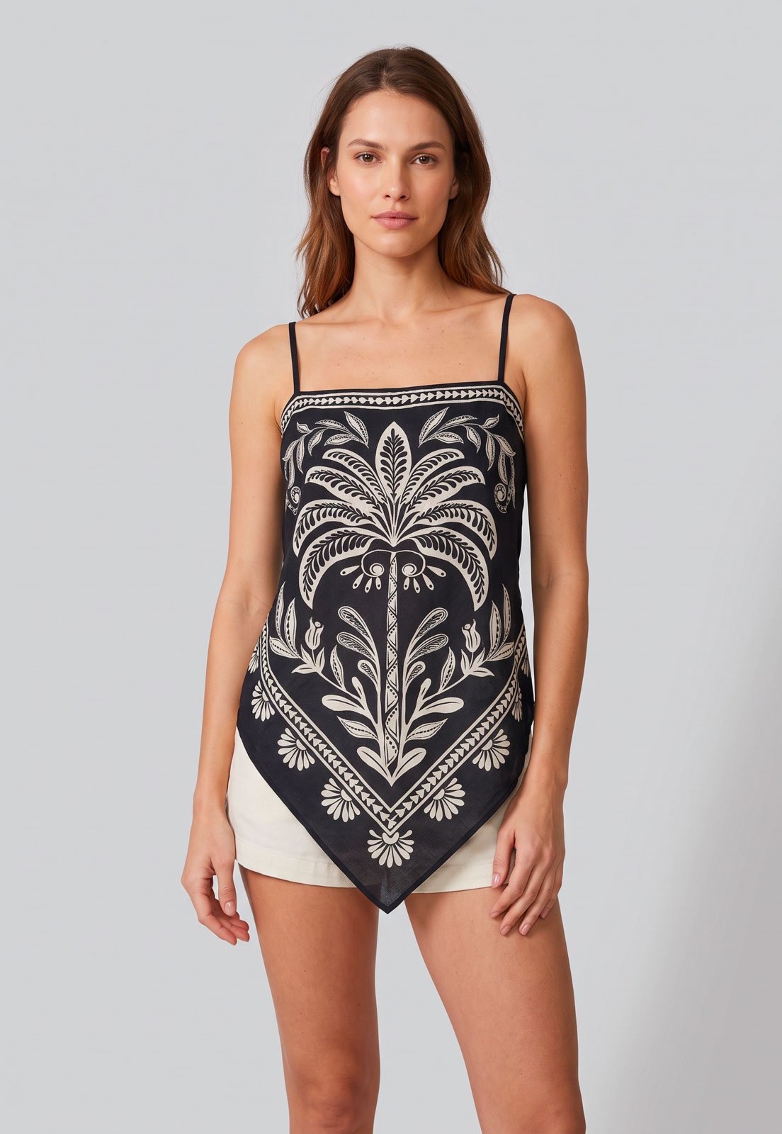 Regata Feminina FARM Cropped Alça Fina Estampa Preta