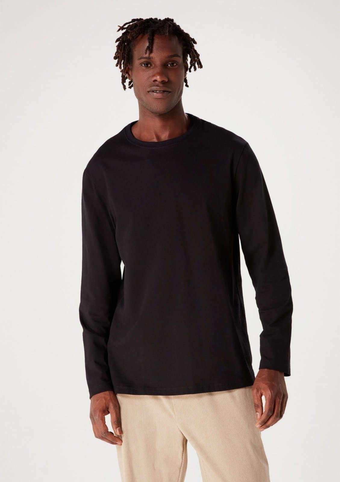 Camiseta Hering Básica Manga Longa Super Cotton PRETO