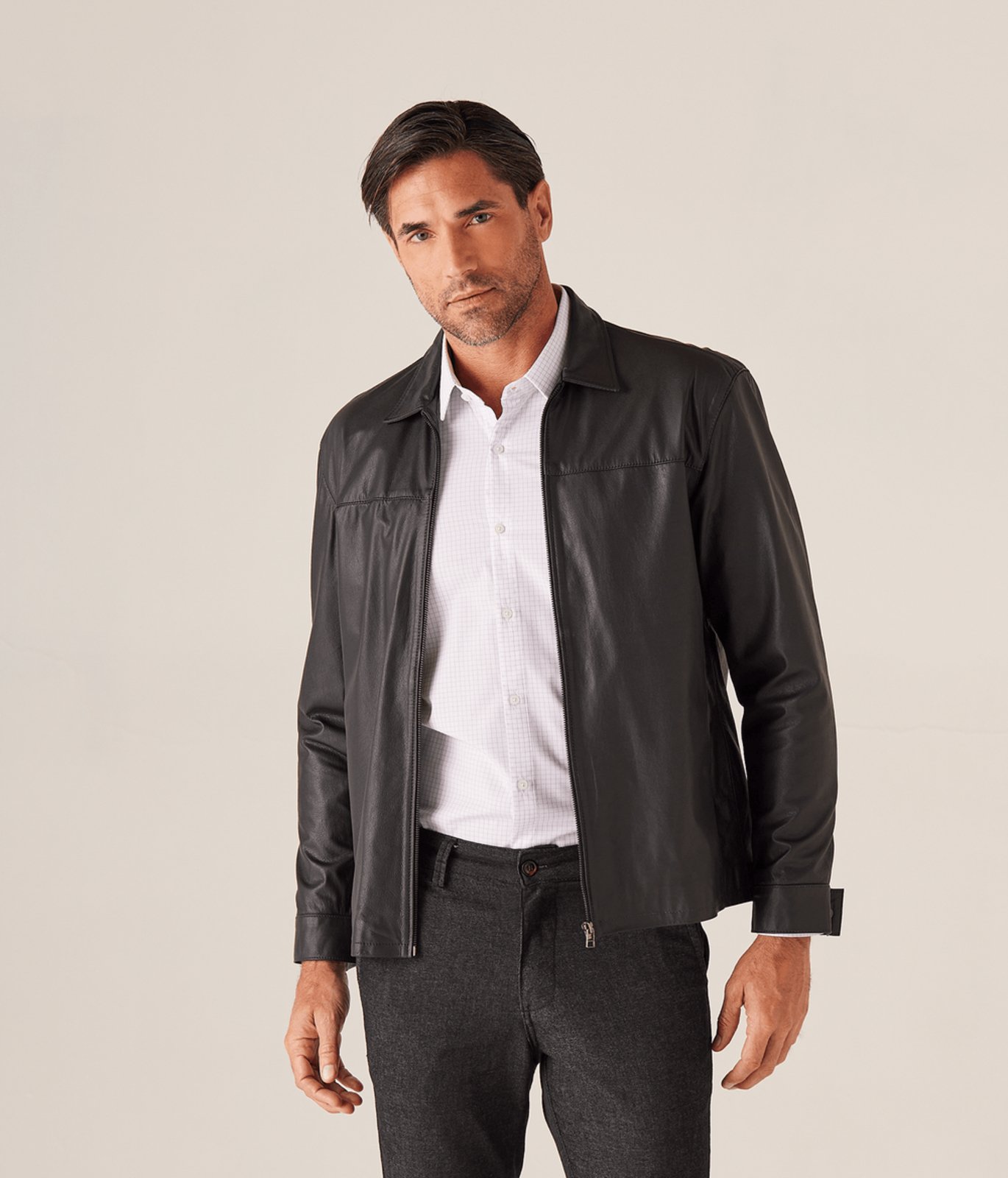 Jaqueta Couro Recorte Superior Com Ziper Masculina Preta