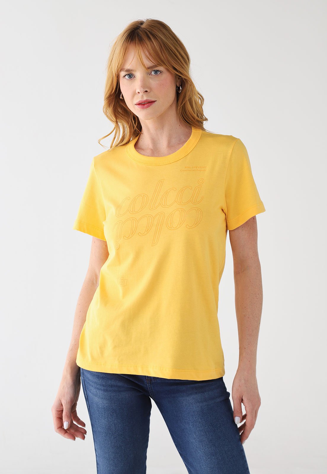 Camiseta Feminina Colcci Estampa Alto-Relevo Amarela