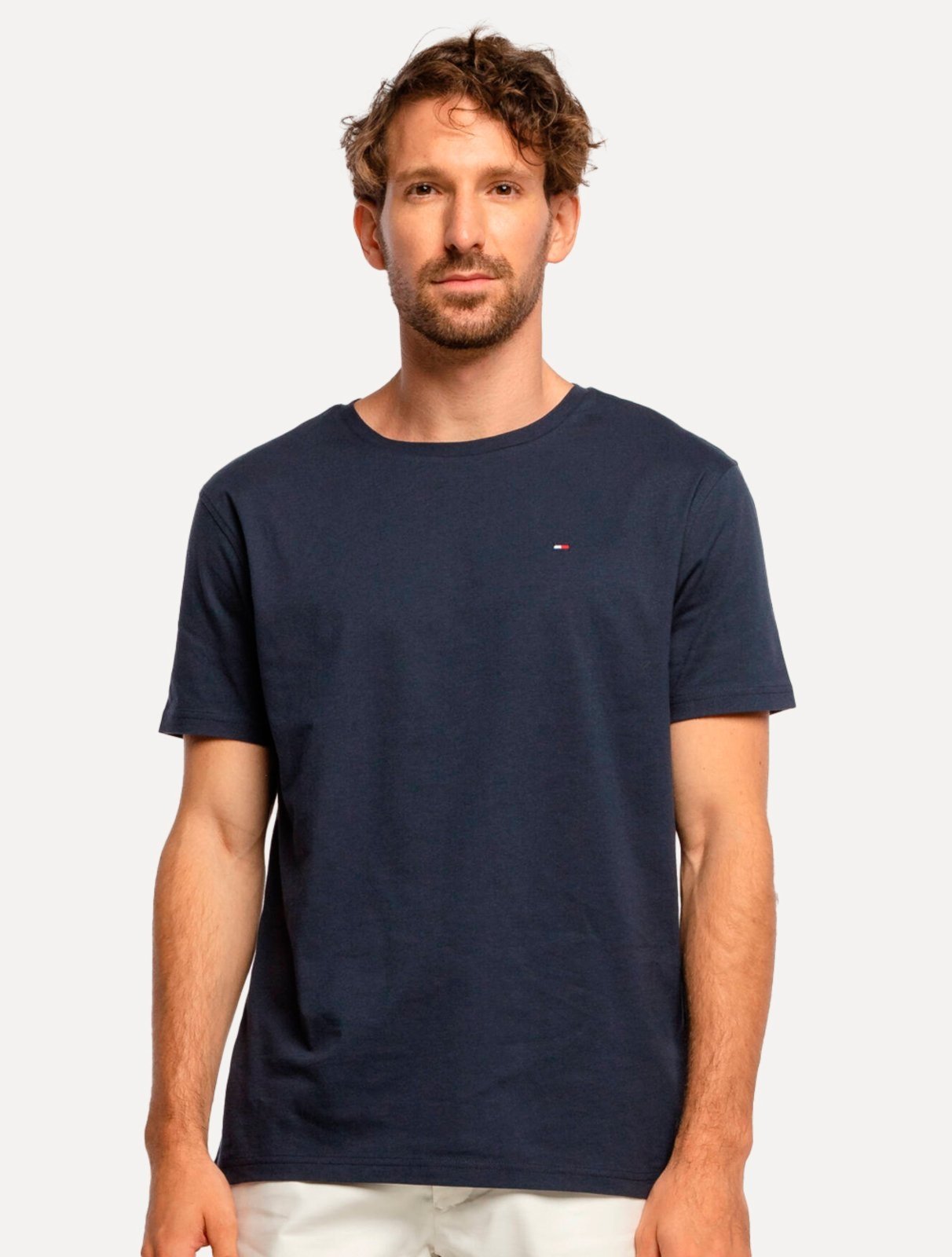 Vista 3 Kit Camisetas Tommy Hilfiger Essential Preta/Marinho 2UN azul marinho/preto Tommy Hilfiger azul marinho/preto