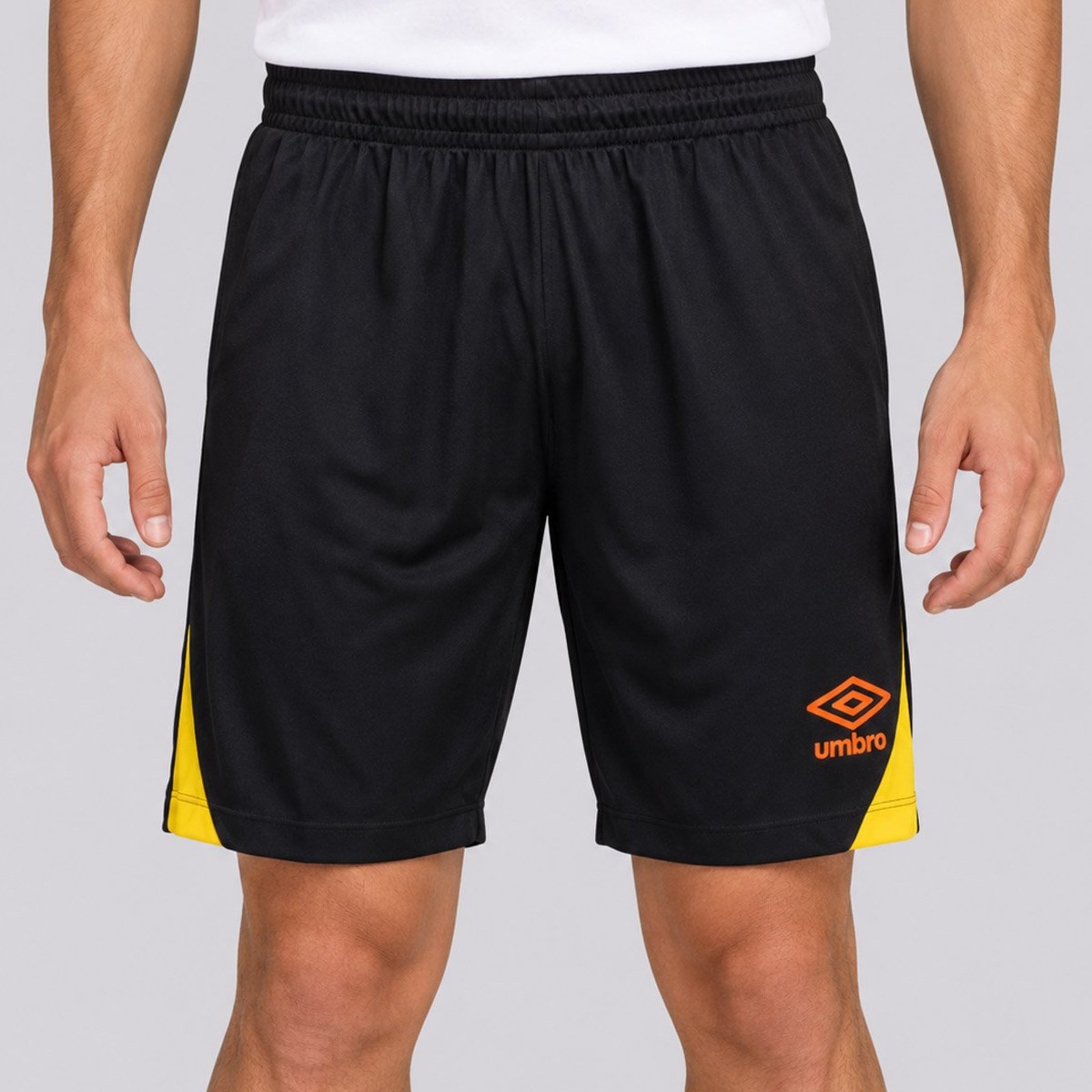 Calção Umbro Adamant II Preto e Amarelo