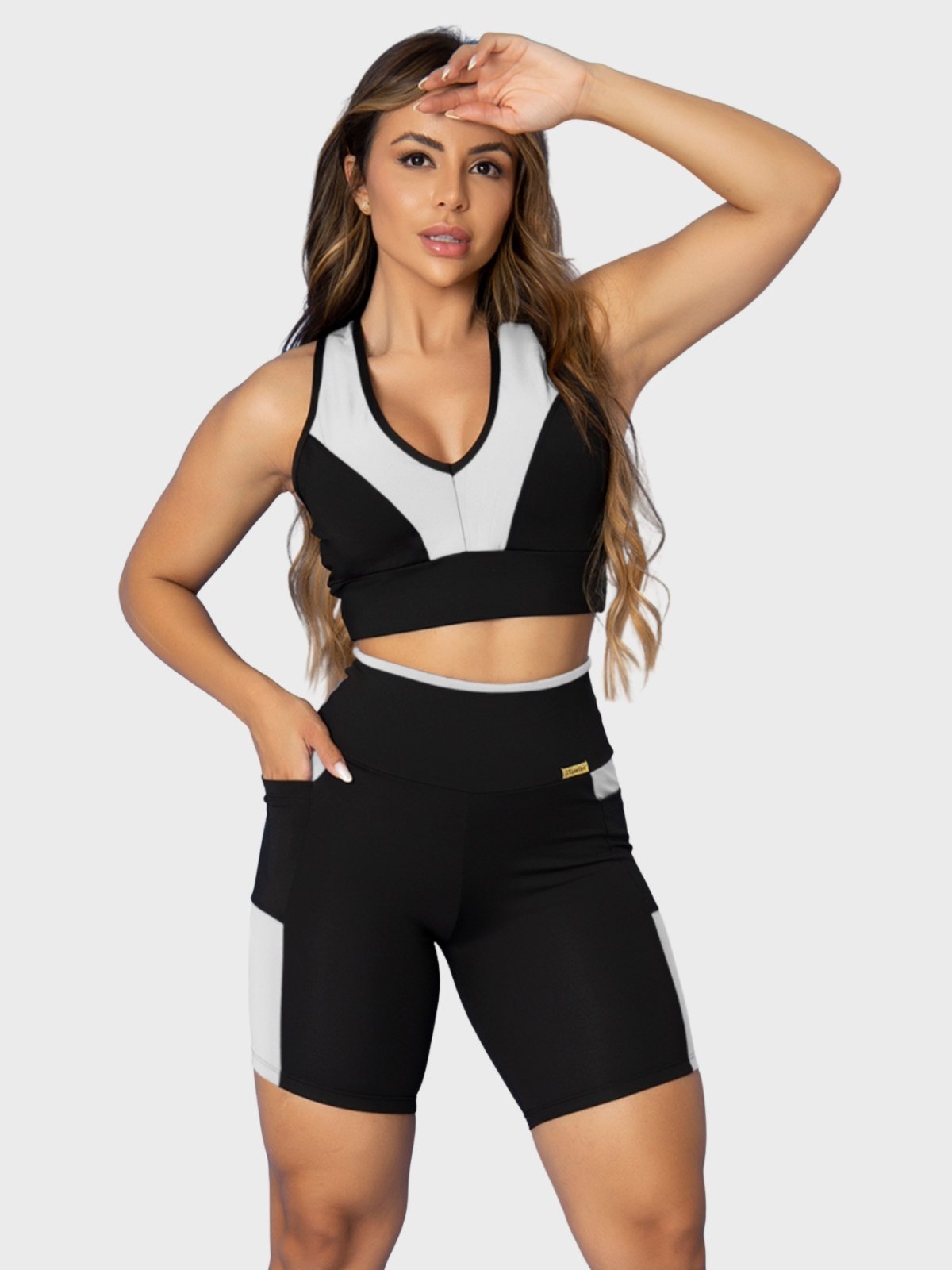 Conjunto Fitness Tarelles Top Short Bolso Preto e Branco