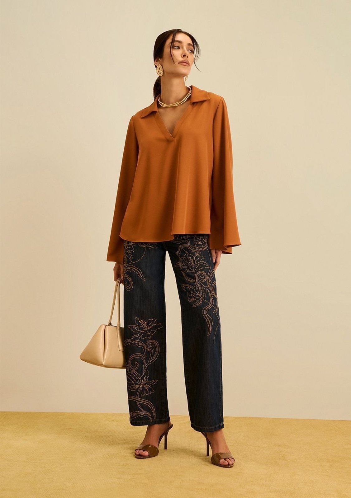 Blusa Maria.Valentina Solta Polo Manga Longa Padrão - Marrom