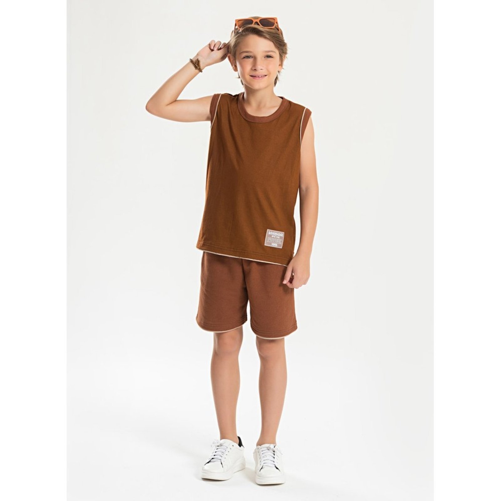 Infantil – Conjunto Verão Menino Marrom Regata e Bermuda com Bainha Sobreposta