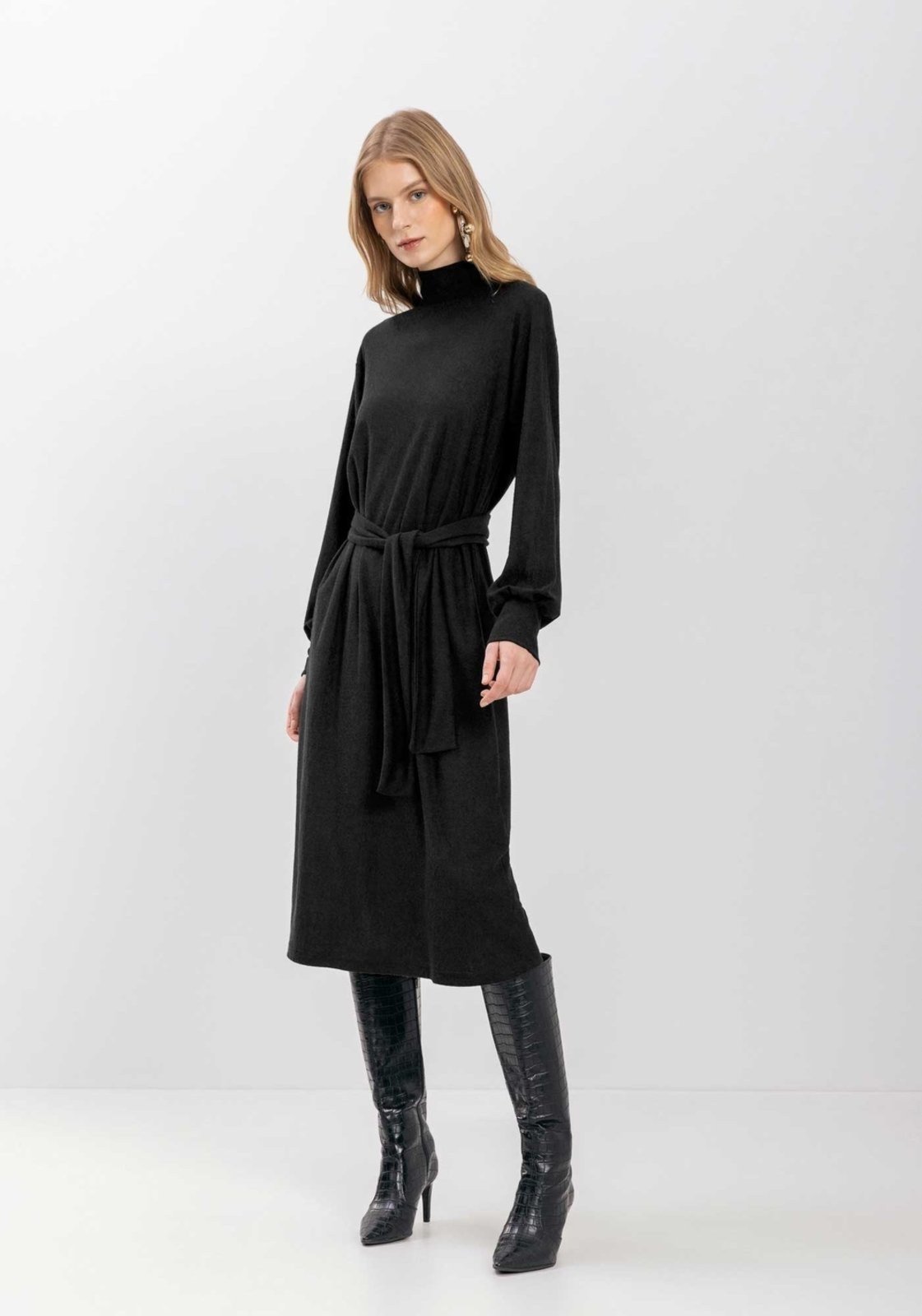 Vista 2 Vestido Midi De Mangas Longas Com Faixa Em Malha Rústica Lez a Lez poás Lez a Lez poás