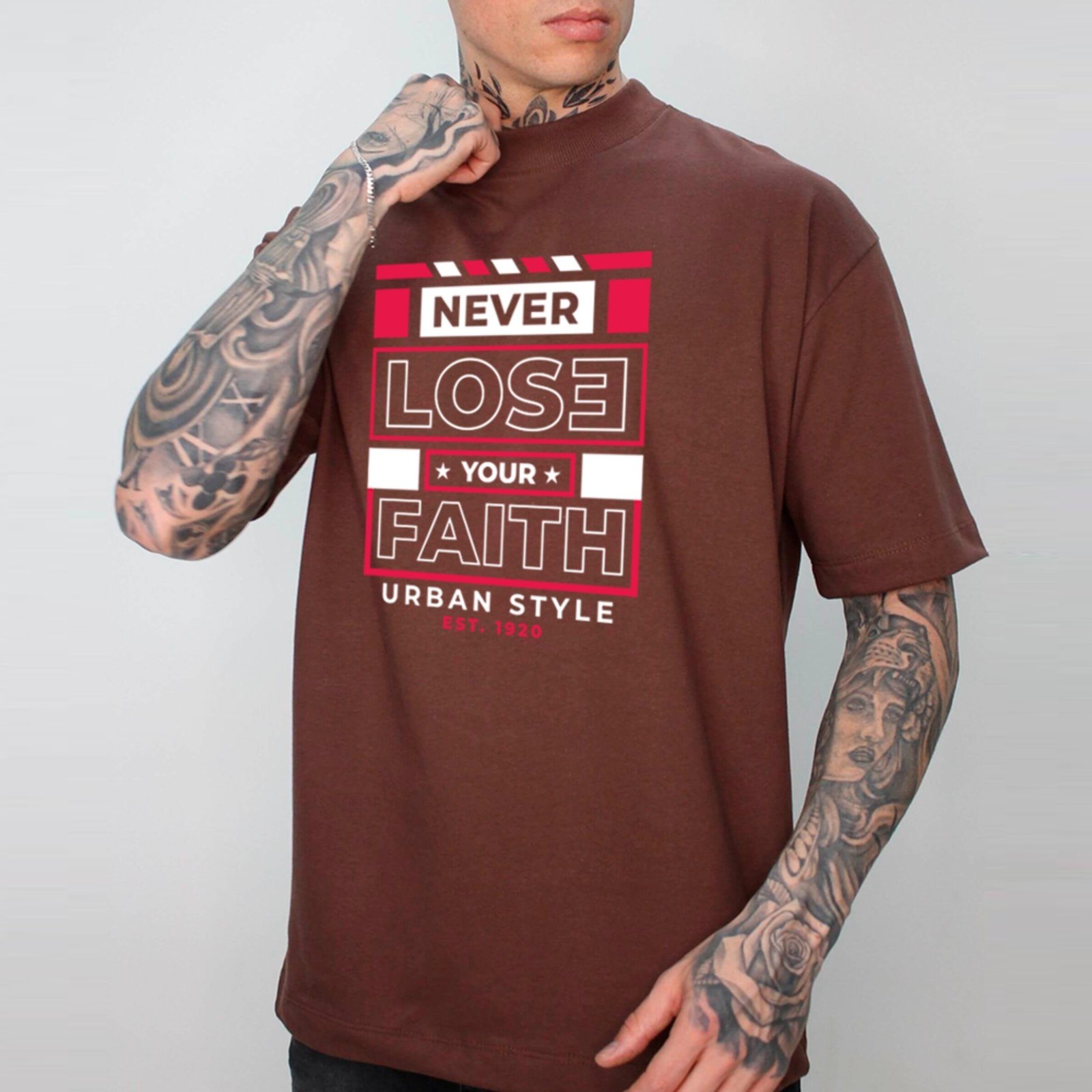 Camiseta Ousy Unissex Never Lose Your Faith Urban Style Básica Marrom
