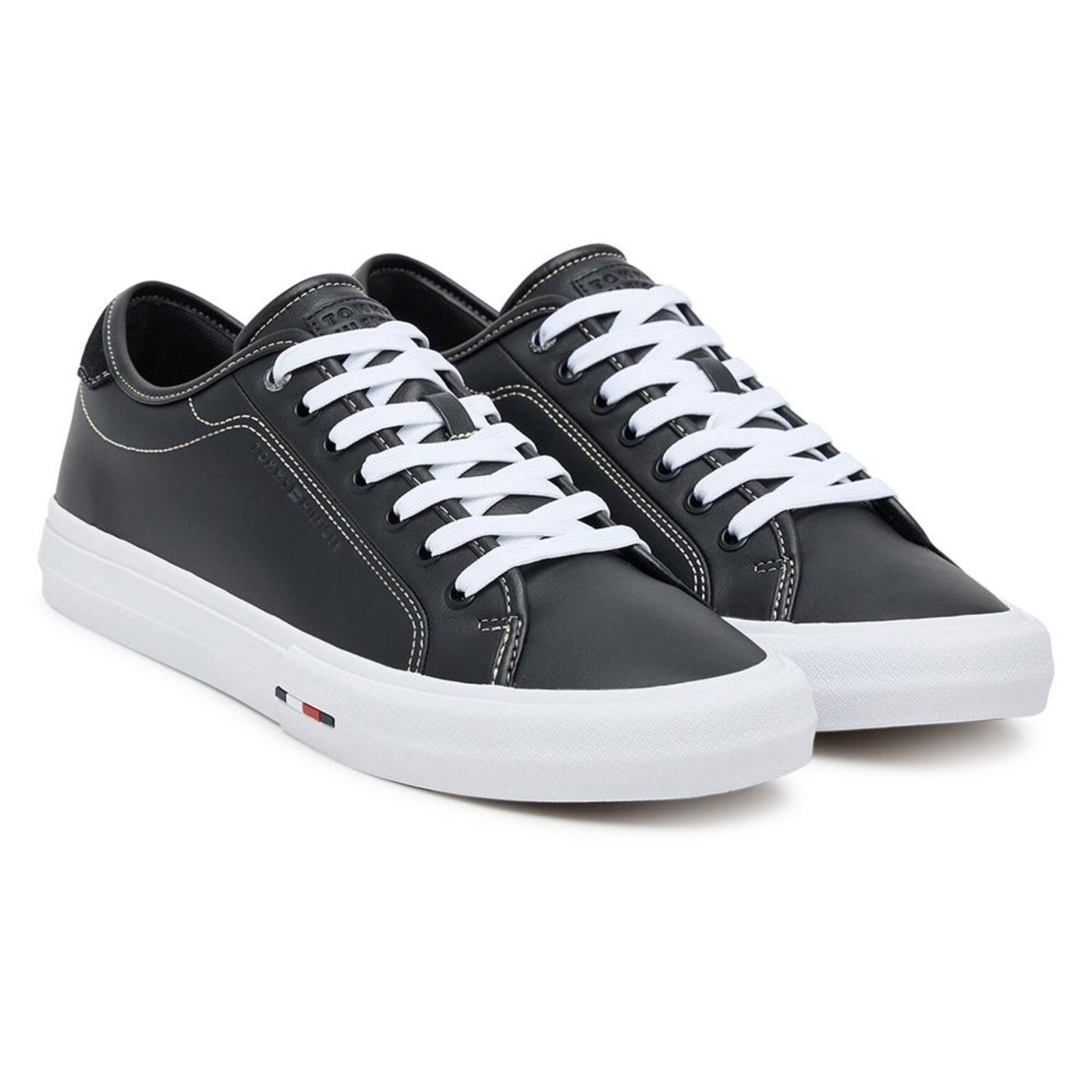 Vista 3 Tênis Tommy Hilfiger TH Hi Vulc Street LTH Stitch Black preto black Tommy Hilfiger preto black