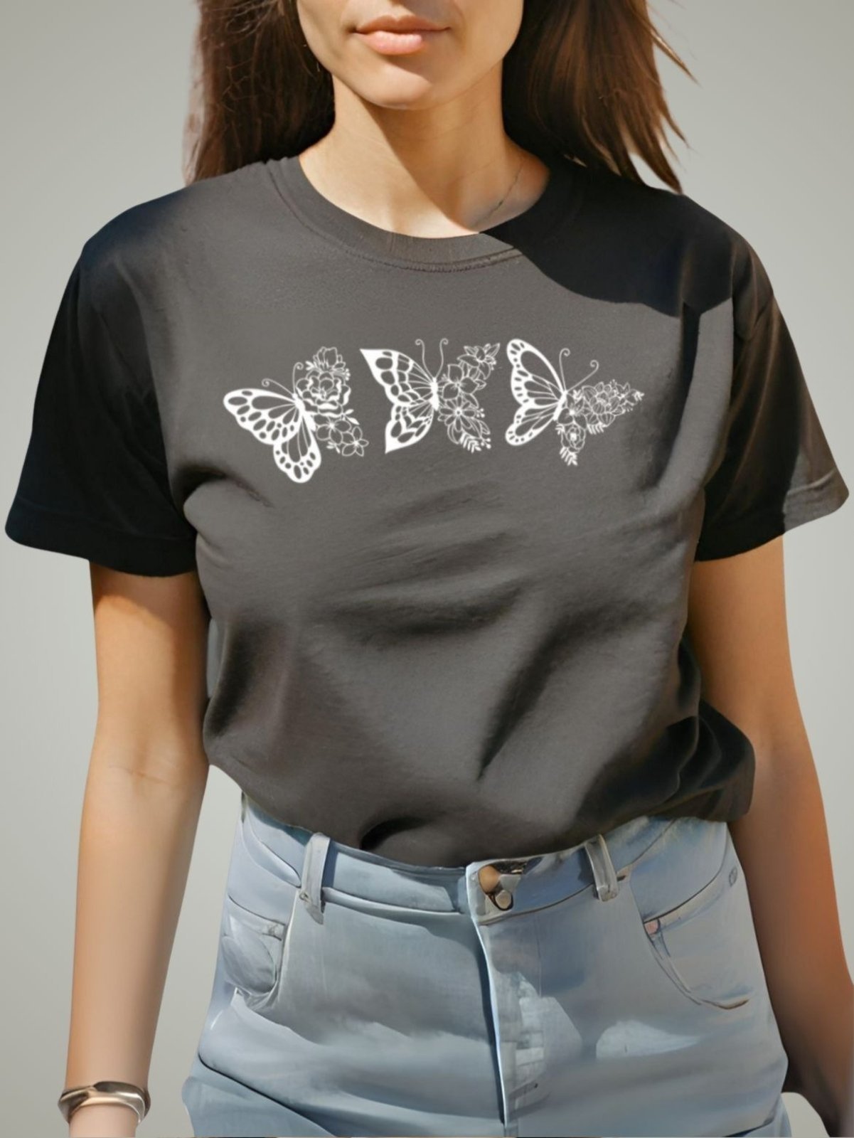 Camiseta Feminina T-shirt Plus Size GuGi Borboletas Blusinha Baby Look Camisa Preto