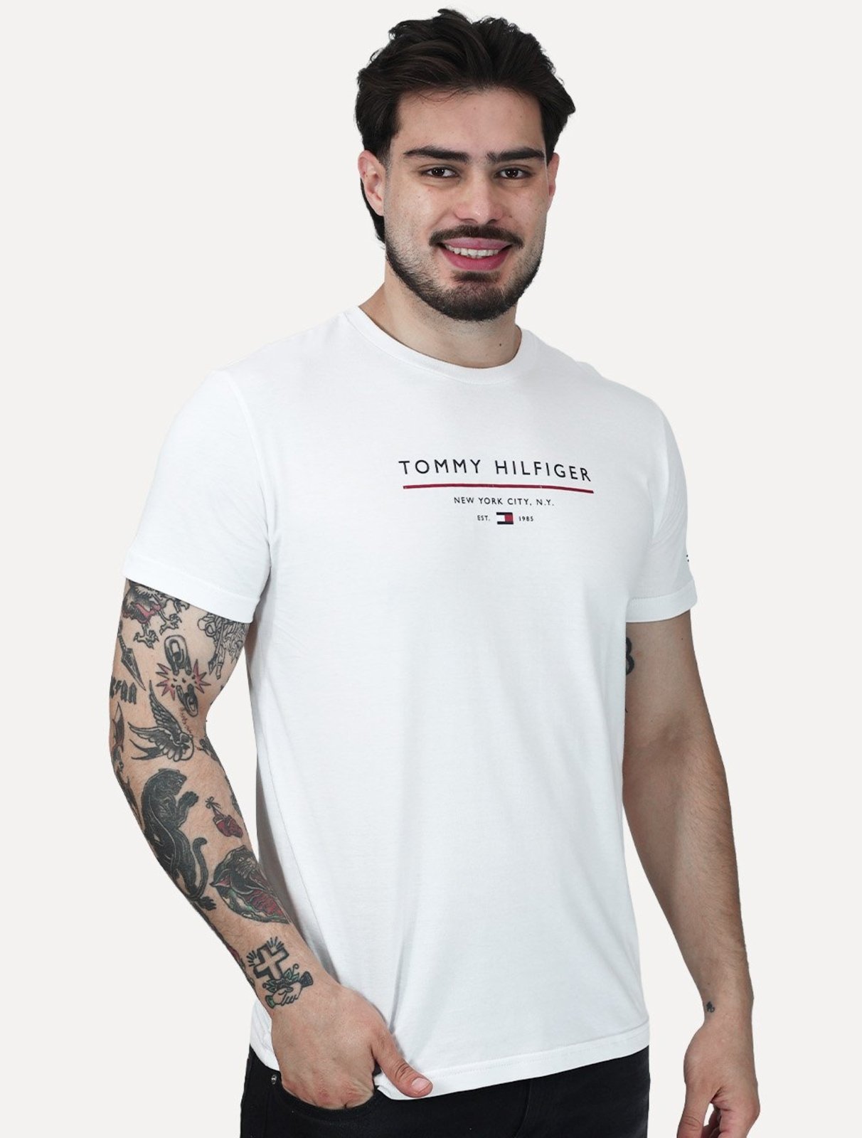 Camiseta Tommy Hilfiger Masculina Brand Love Big New Logo