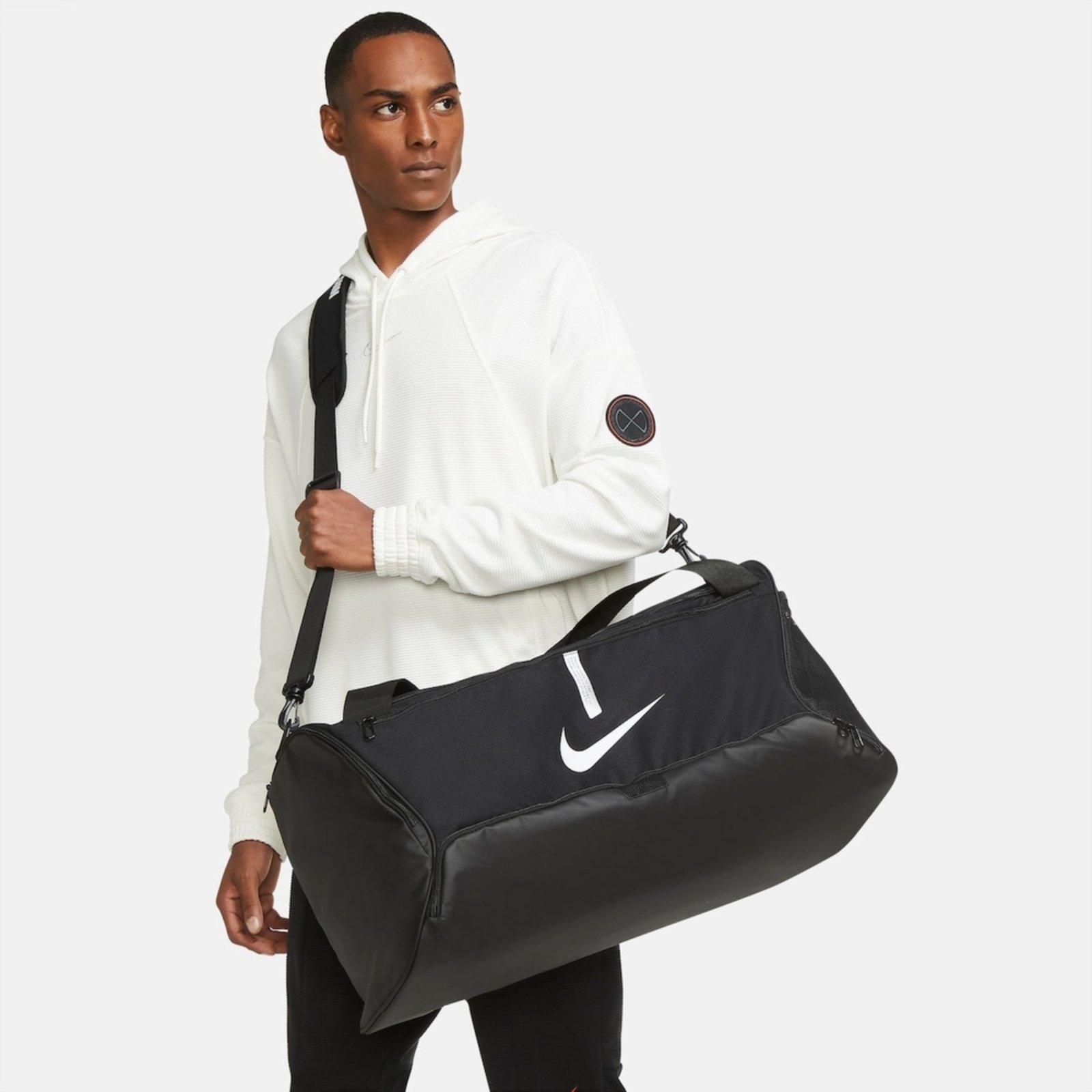 Vista 3 Bolsa Nike Academy Team Masculina preto Nike preto