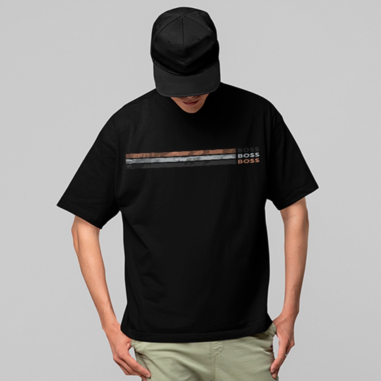 Vista 2 Camiseta Oversized Boss Estilo Clean Urbano Minimalista ousy branco ousy branco