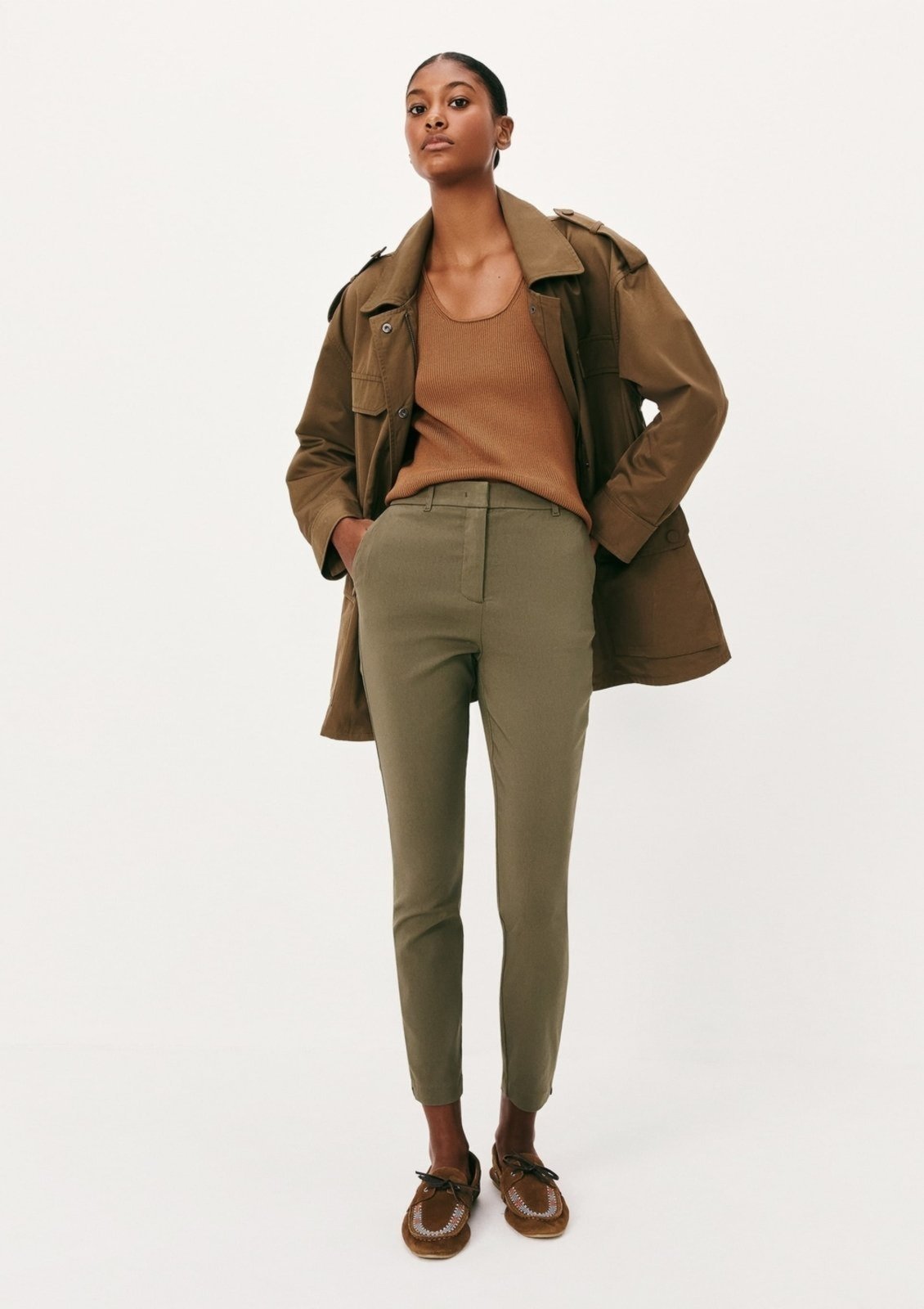 Calça Básica Feminina Cintura Média Alfaiataria Hering