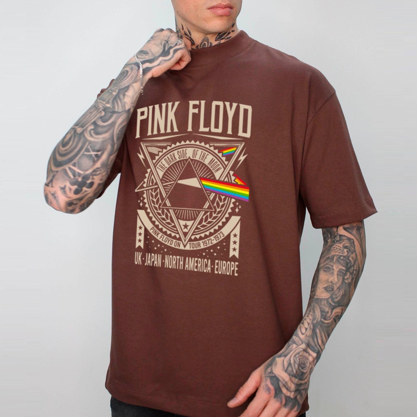 Camiseta Ousy Básica Pink Floyd Dark Side Moon Tour Unissex Marrom