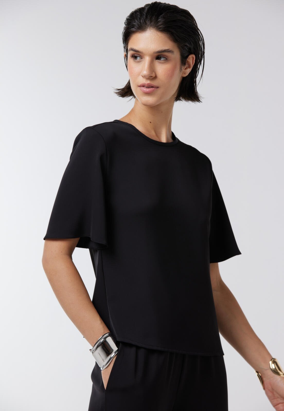Blusa Traymon Manga Curta Ampla Preto