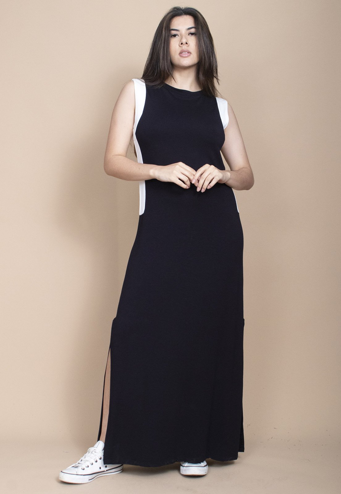 Vestido Cabanafree Longo Malha Preto com Detalhes Branco