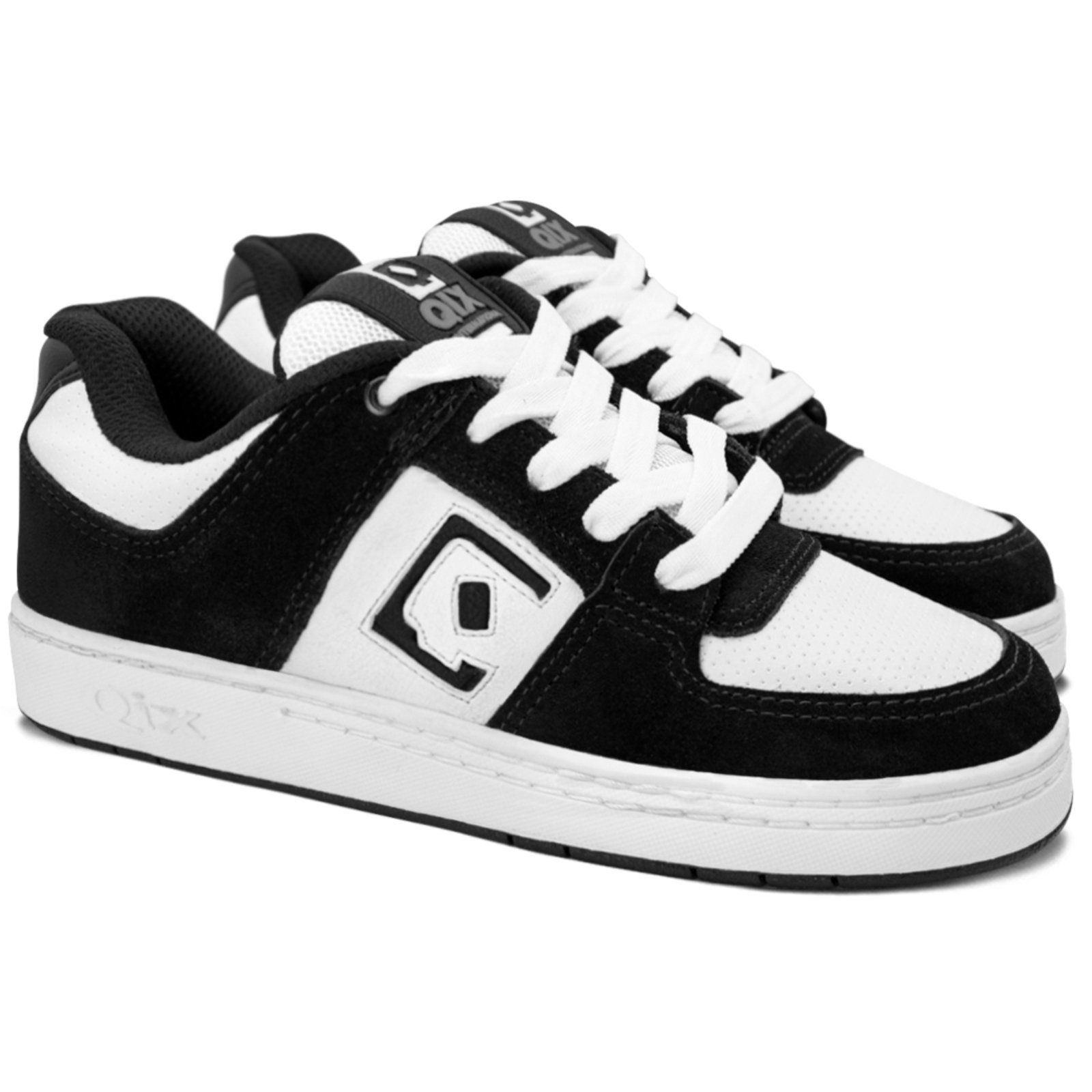 Vista 2 Tênis Qix Skate Retrô 90s MG Branco preto Qix preto