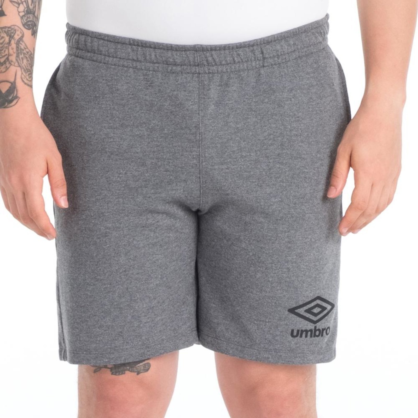 Bermuda Masculina Umbro Essential Incolor