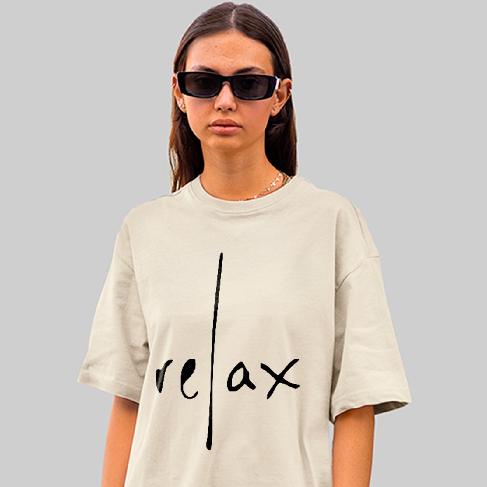 Camiseta Oversized Relax Estampa Moderna Street Unissex Off White