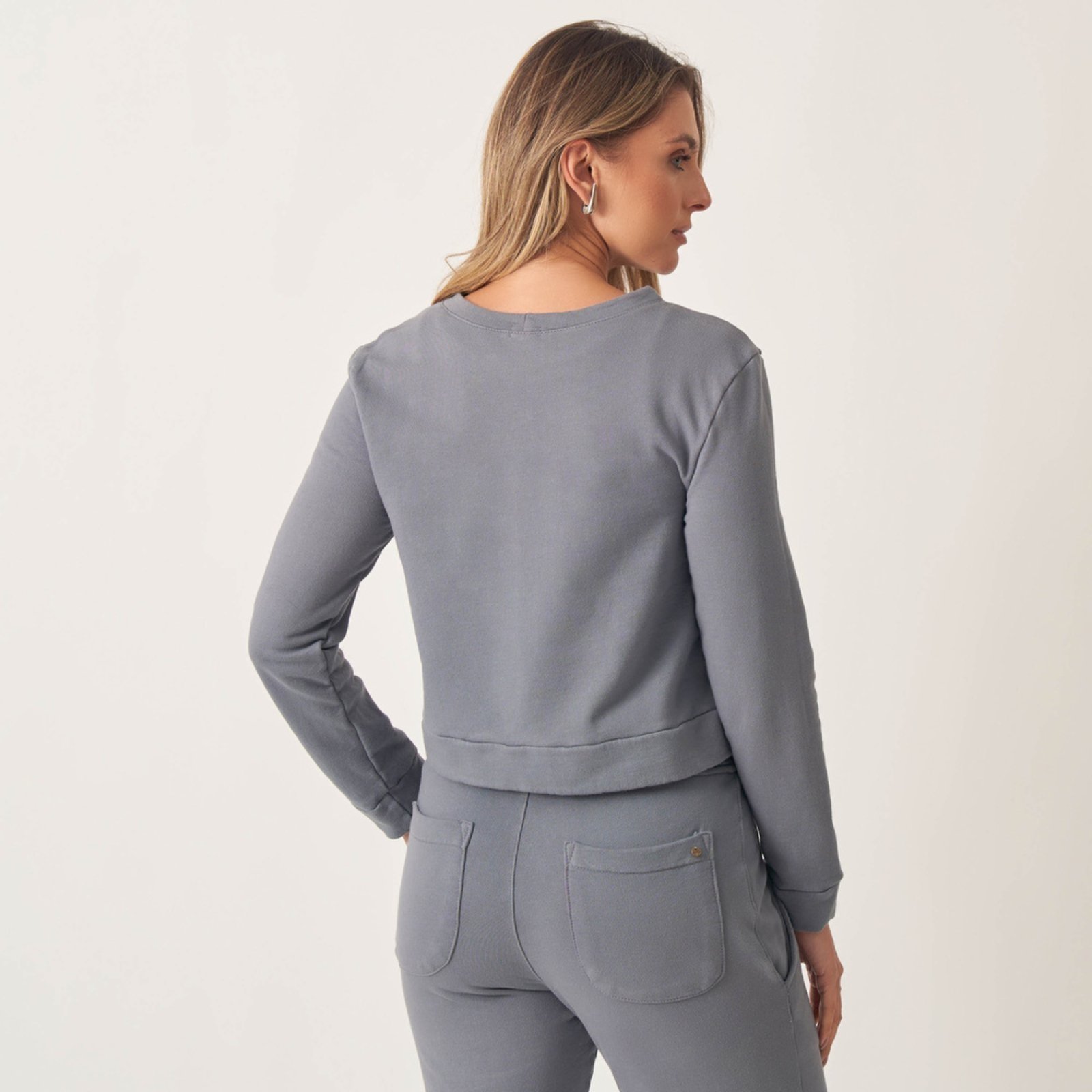 Vista 3 Blusa Moletom Crooped Moletom Com Tachas Bloom cinza Bloom cinza