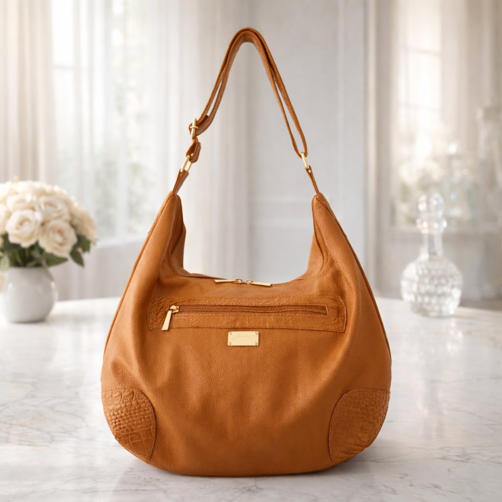 Vista 2 Bolsa Saco Meia Lua TopGrife Couro preto TopGrife preto