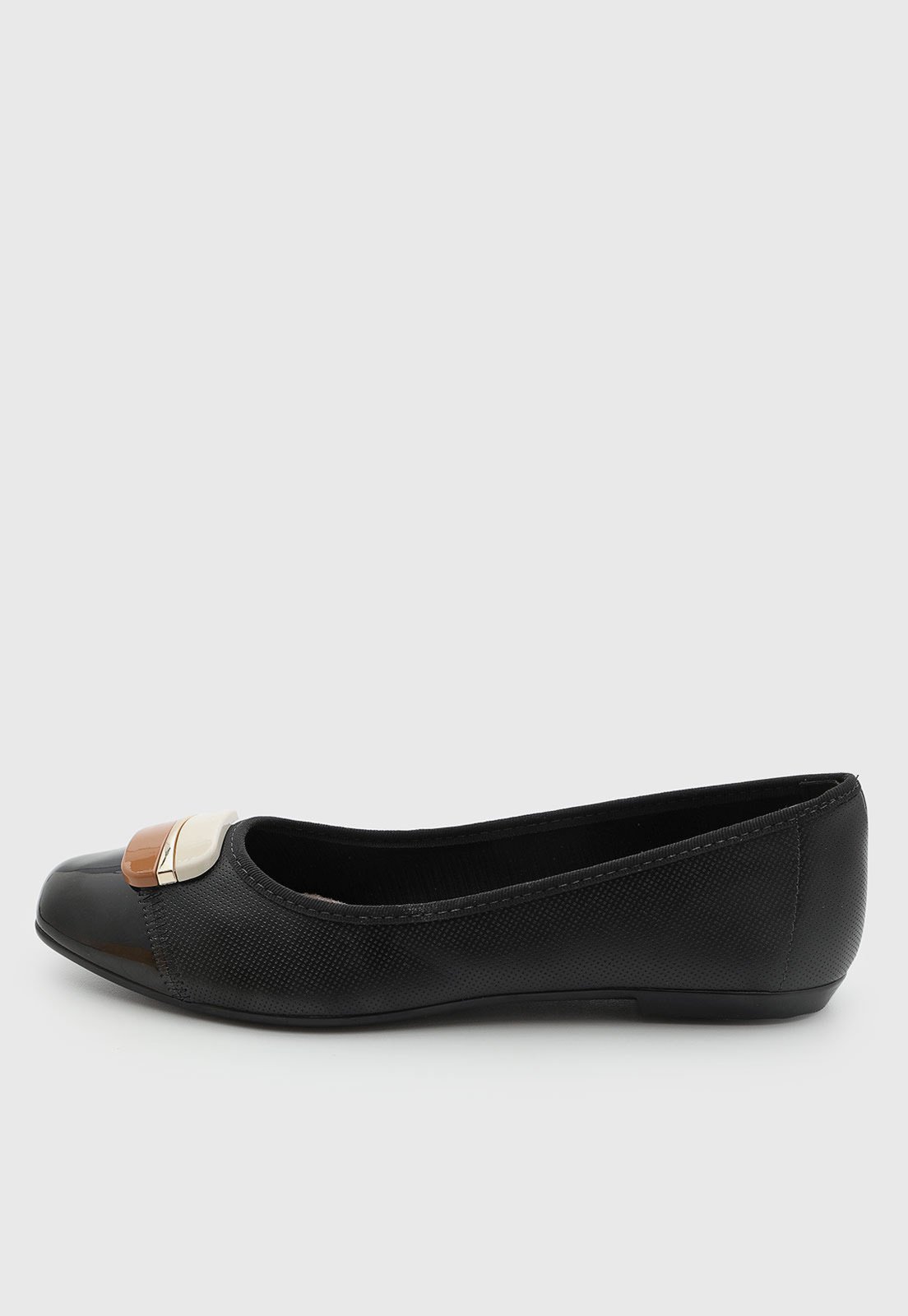 Sapatilha Feminina Moleca Detalhe Decorativo Preta