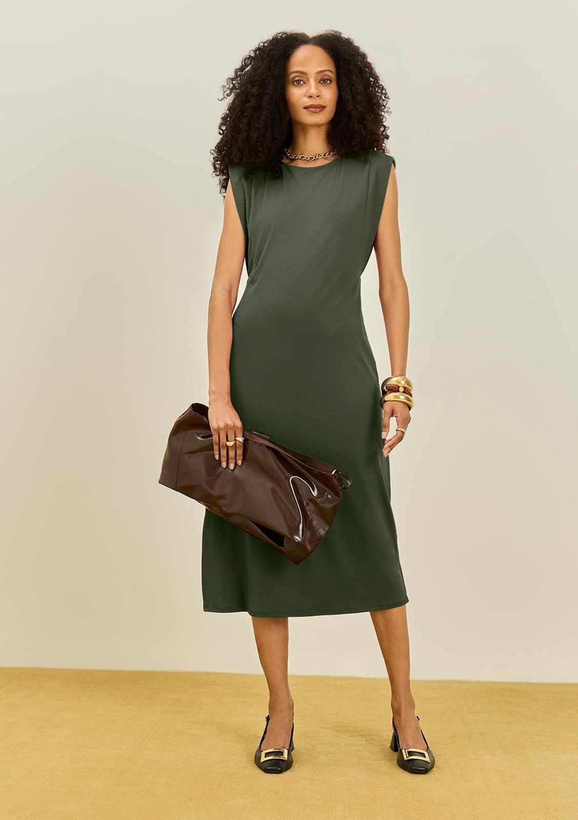 Vestido Maria Valentina Ajustado Decote Careca Sem Manga Midi Verde