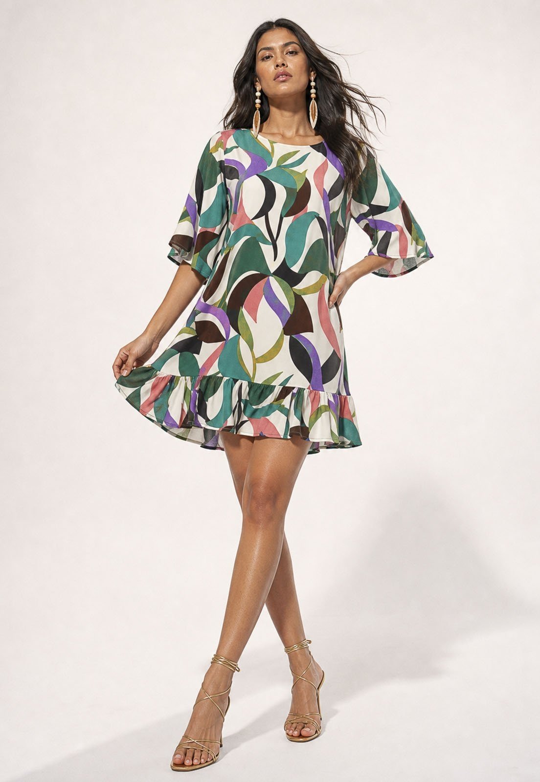 Vestido CabanaFree Curto Viscose Babado Estampa Encanto Botânico