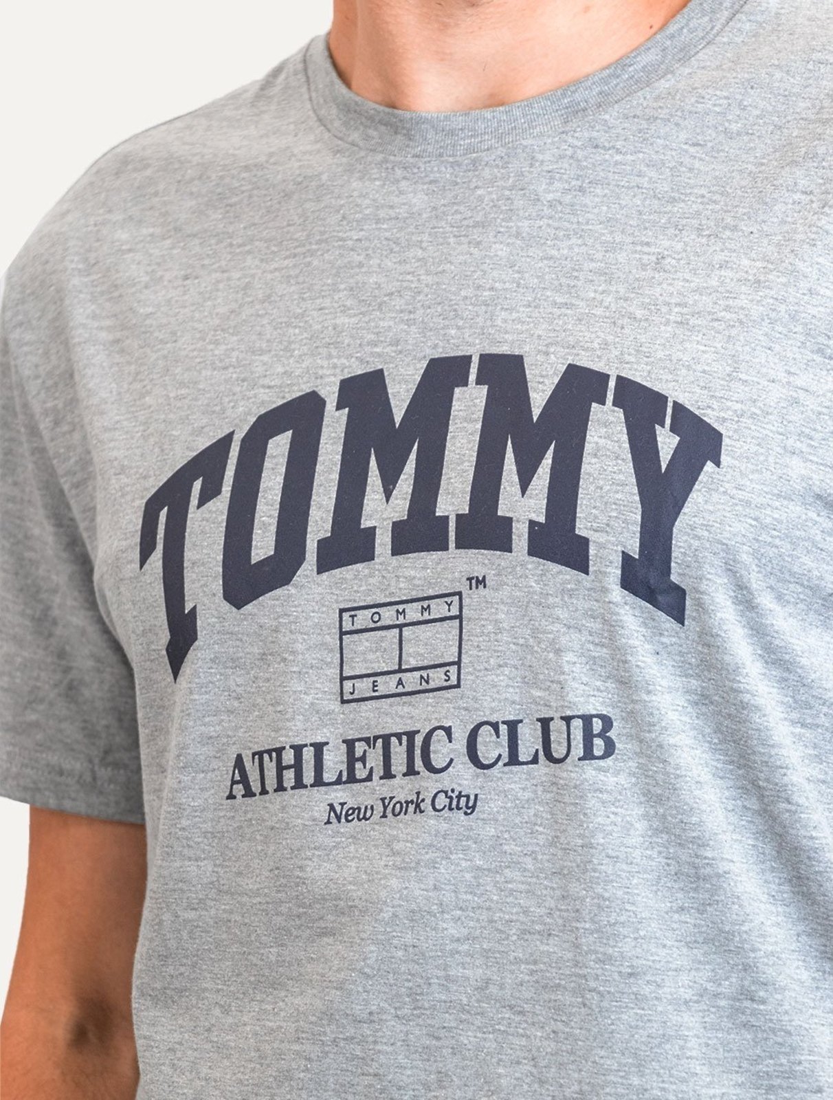 Vista 3 Camiseta Tommy Jeans Masculina Regular Athletic Club Mescla cinza Tommy Jeans cinza