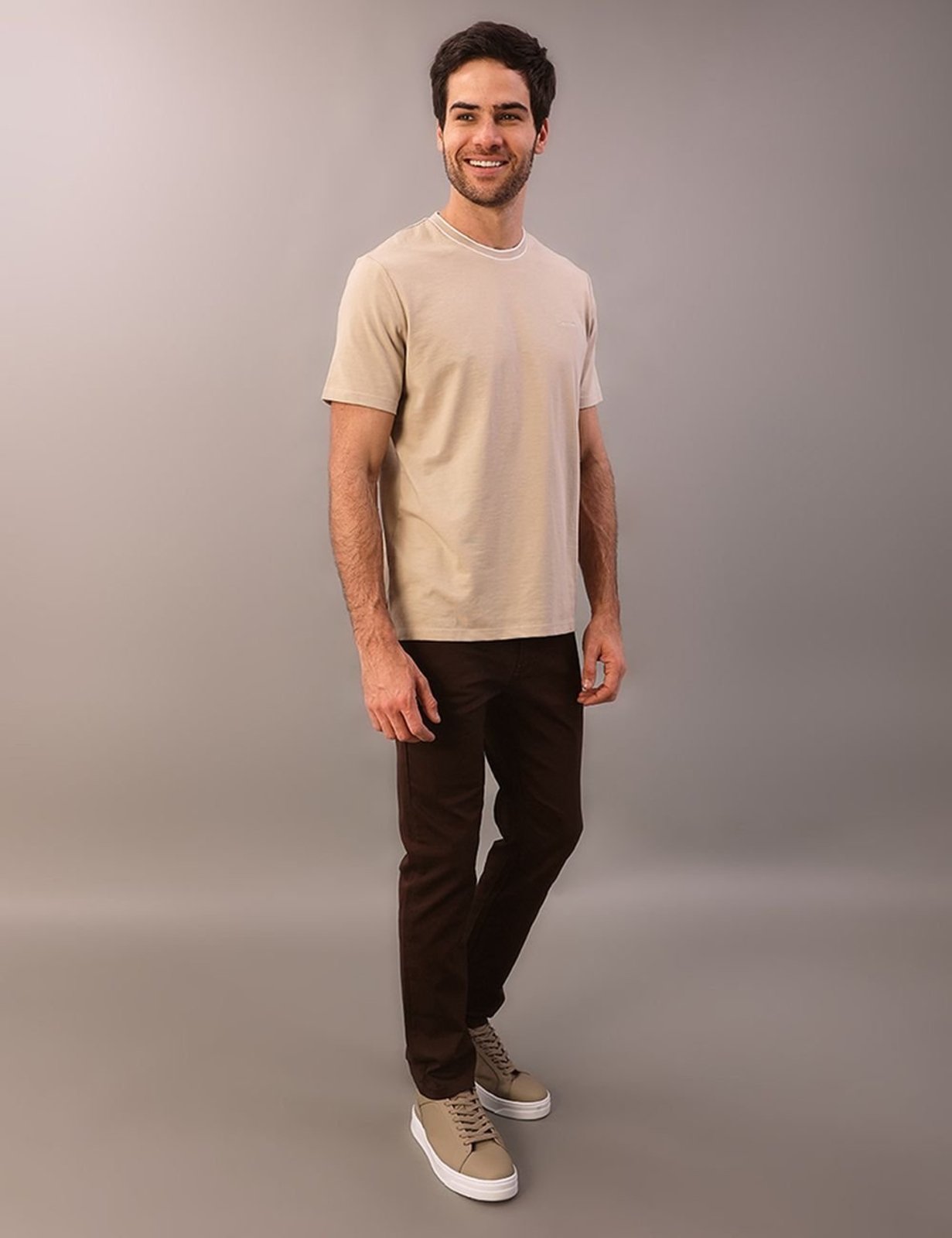 Camiseta Calvin Klein Manga Curta - Caqui Claro Calvin Klein Jeans