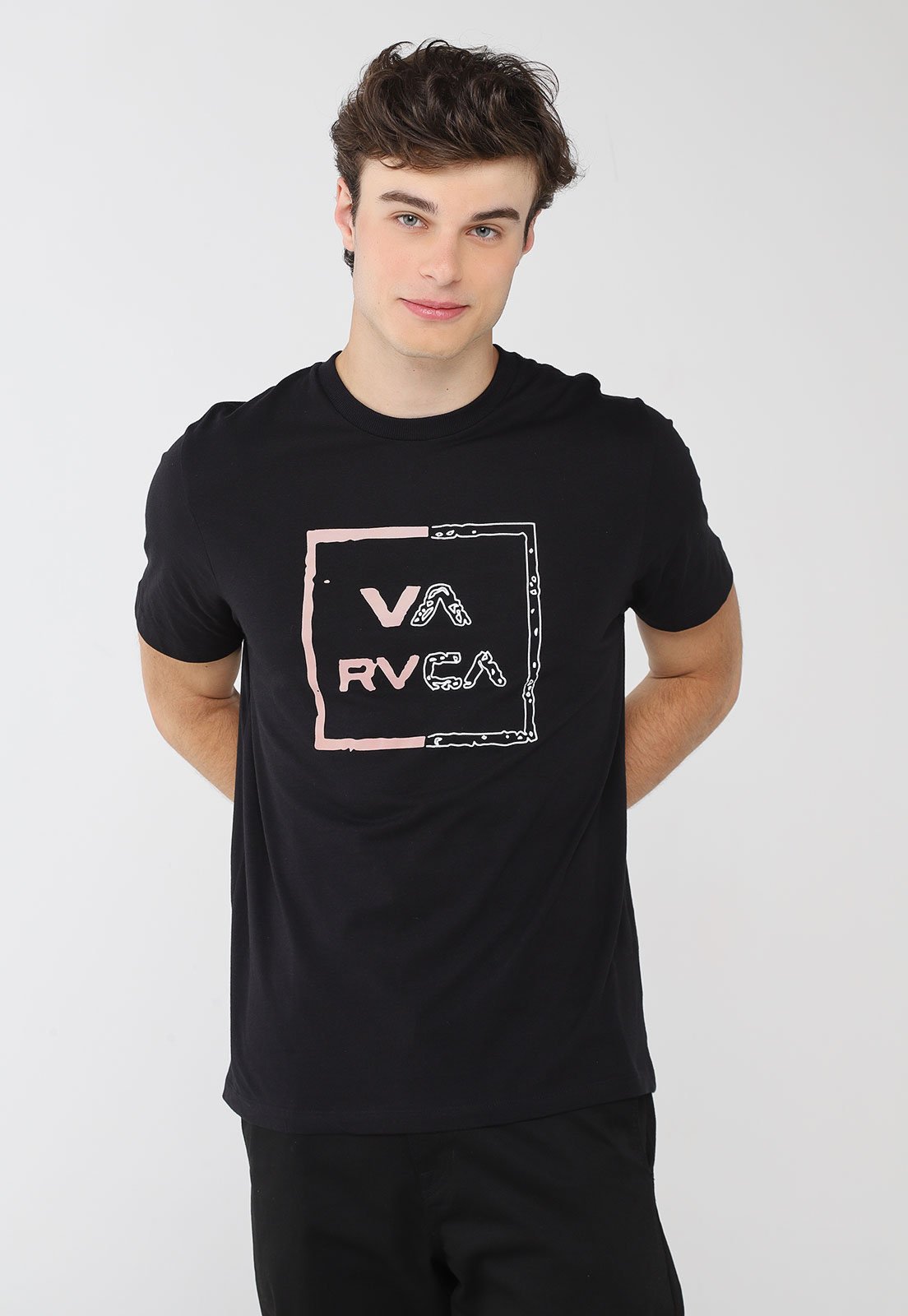 Camiseta Masculina RVCA VA All The Way Worn Preta