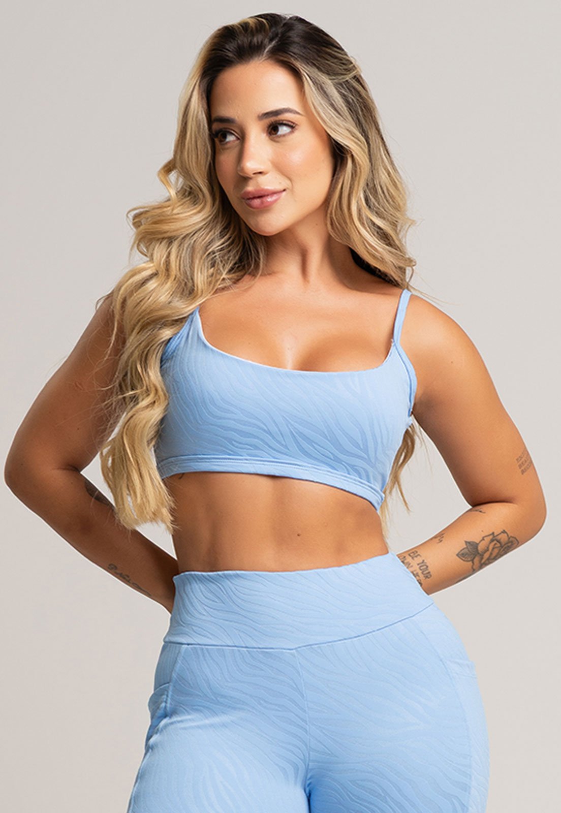 Top Fitness MVB Modas Cropped Alcinha Costas Abertas Feminino Academia Jacquard Azul
