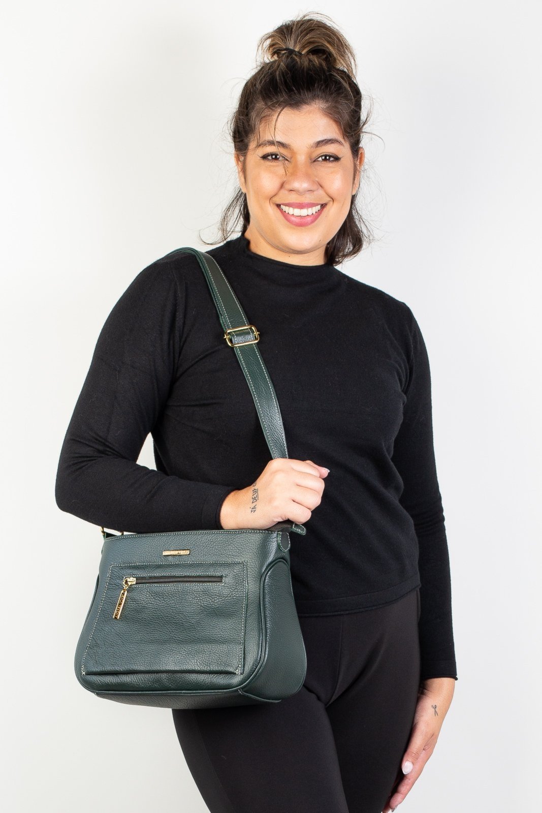 Vista 3 Bolsa Andrea Vinci Feminina Tiracolo De Couro Liso Maísa verde militar verde militar