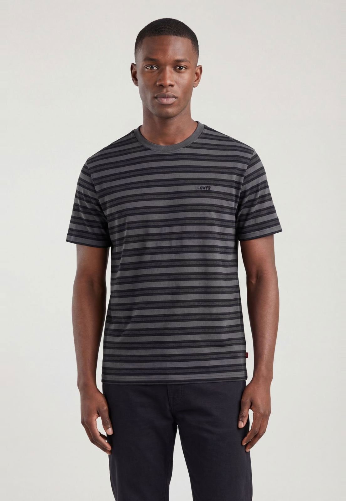 Camiseta Masculina Levis Listrada Cinza