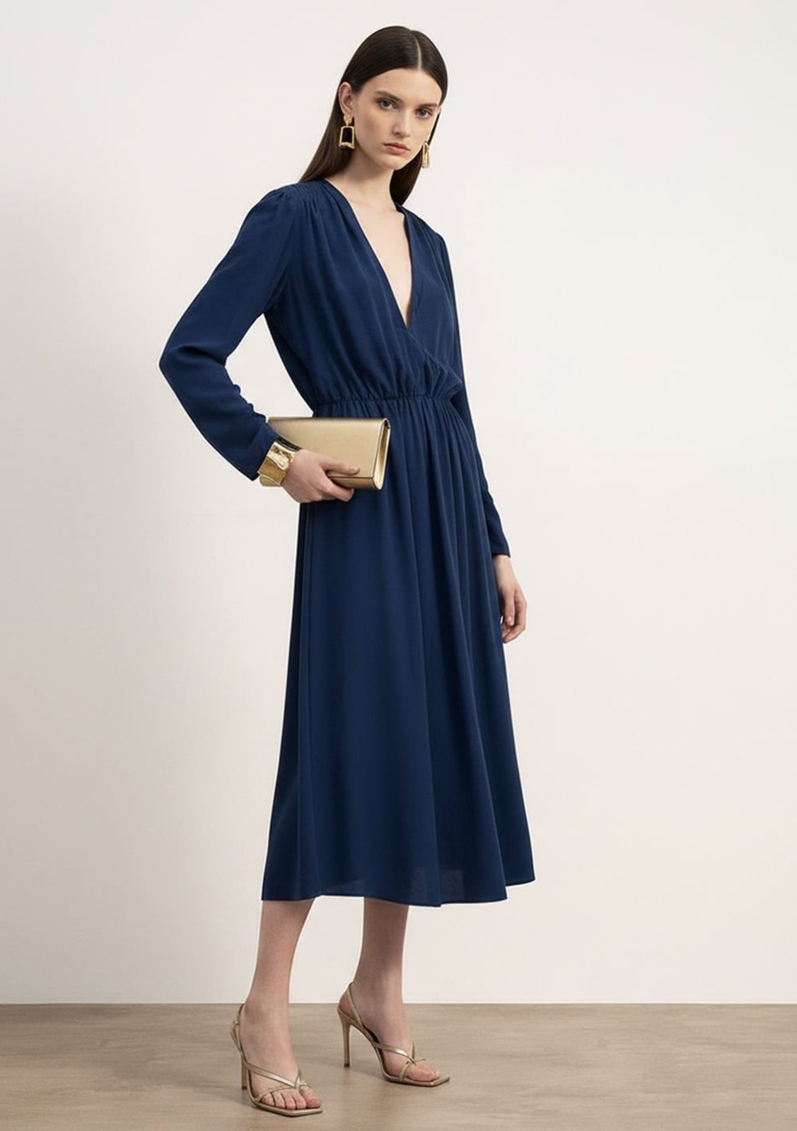 Vestido Iódice Ajustado Decote V Manga Longa Midi Azul