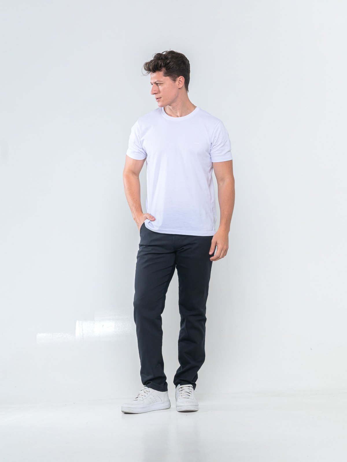 Calça Sarja Masculina Kovali Skinny Com Elastano Moderna Confortável Para O Dia A Dia Preta