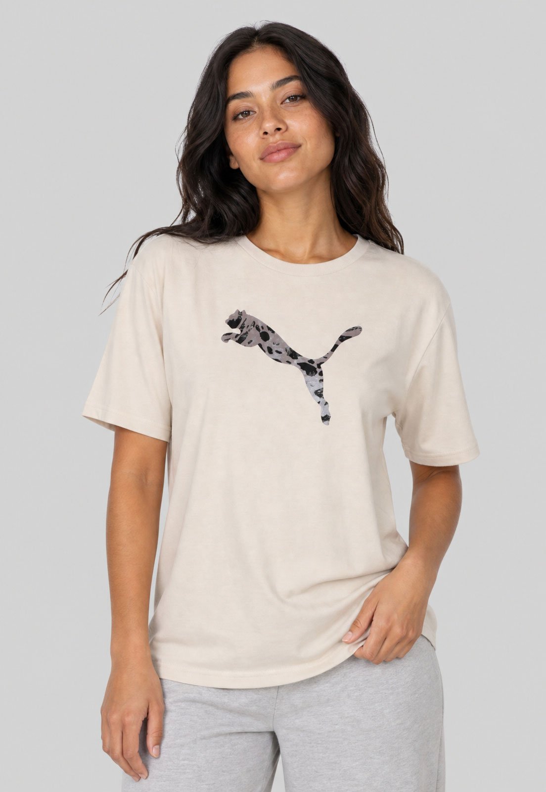 Camiseta Feminina Puma Ess Graphic Animal Relaxed Off-white