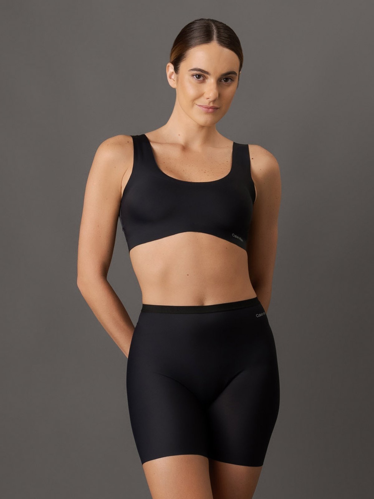 Top Feminino Microfibra Invisible Calvin Klein Underwear – Preto Calvin Klein Jeans