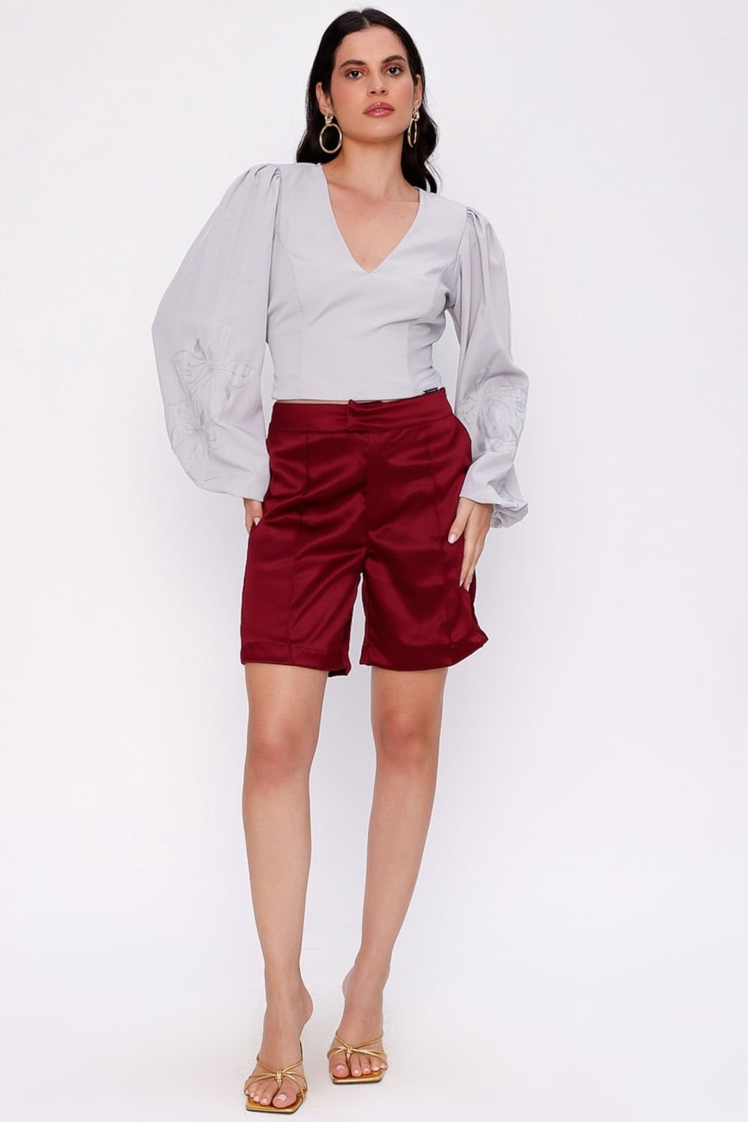 SHORTS MEIA COXA SATIM VINHO Gatabakana