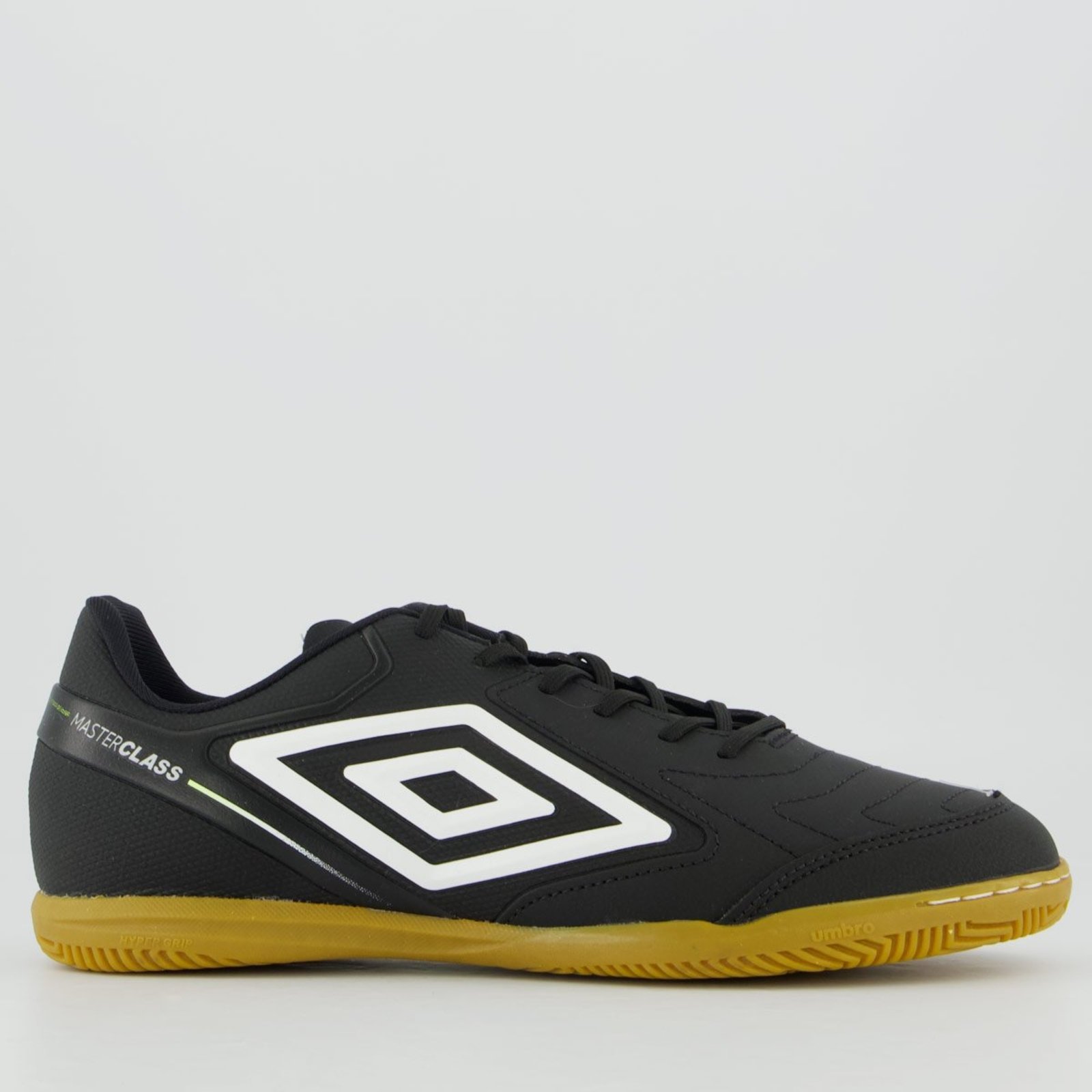 Chuteira Umbro Master Class Club Futsal Preta e Branca