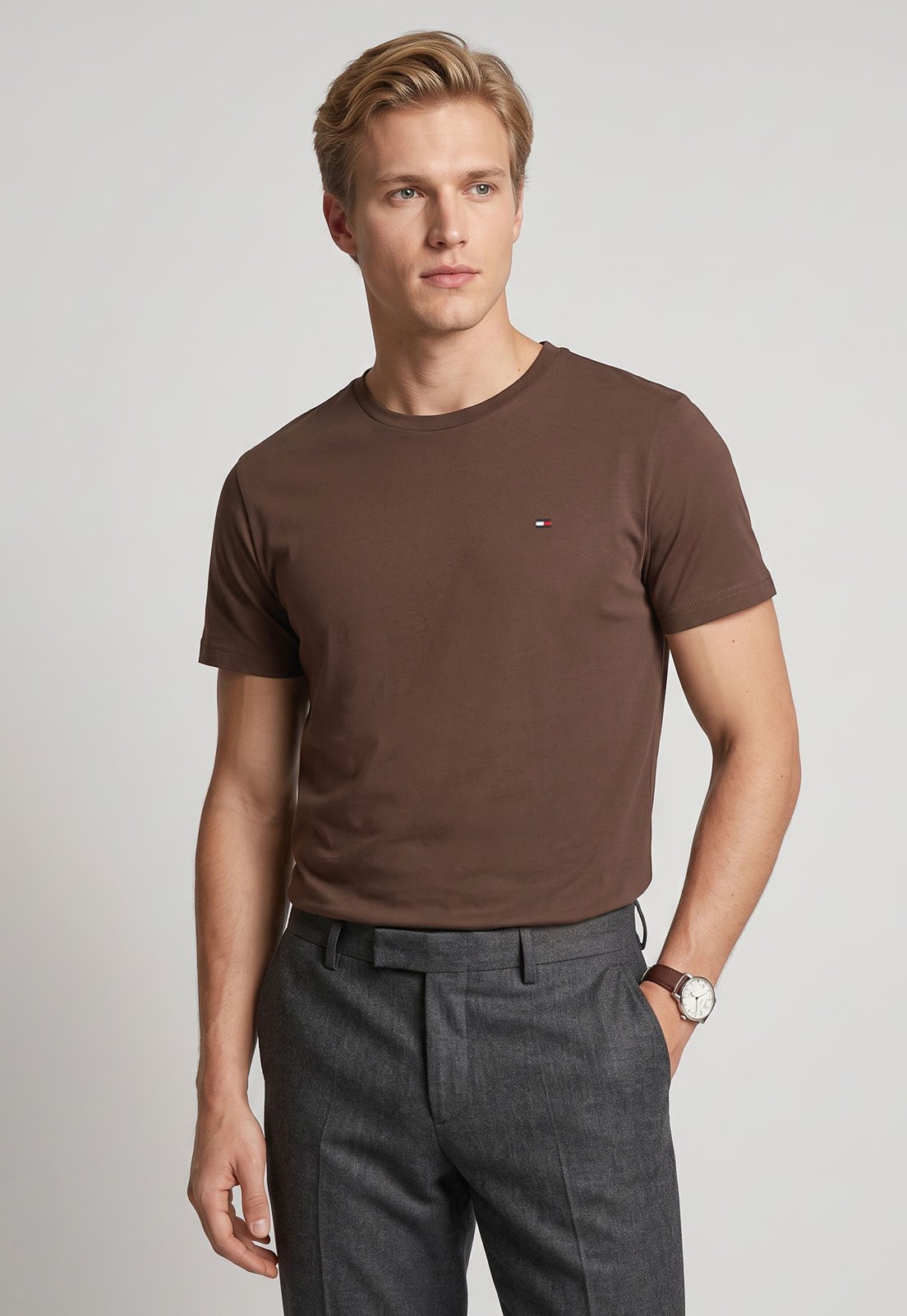 Camiseta Masculina Tommy Hilfiger Gola Redonda Marrom