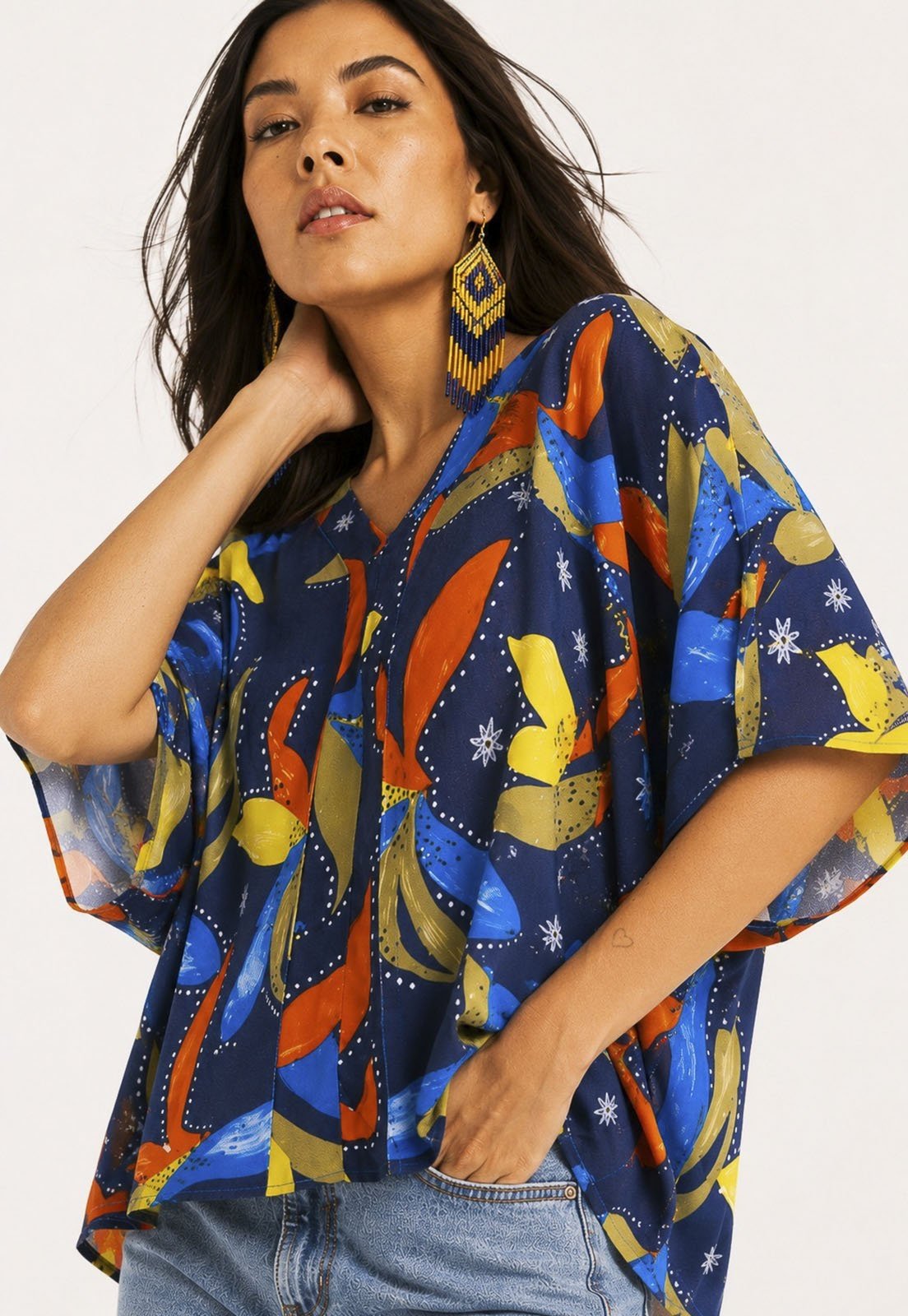 Blusa Cabanafree Gola V Manga Curta Estampa Maré Vibrante