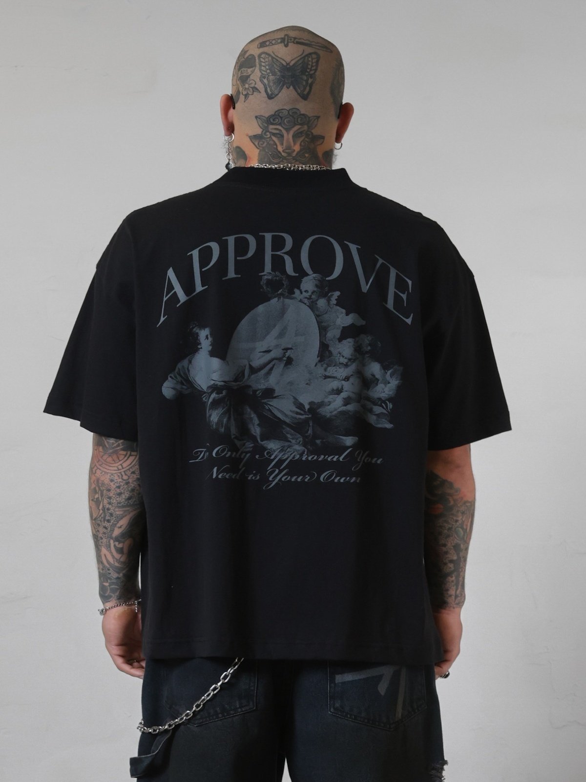 CAMISETA HUGE APPROVE CUPID - PRETO