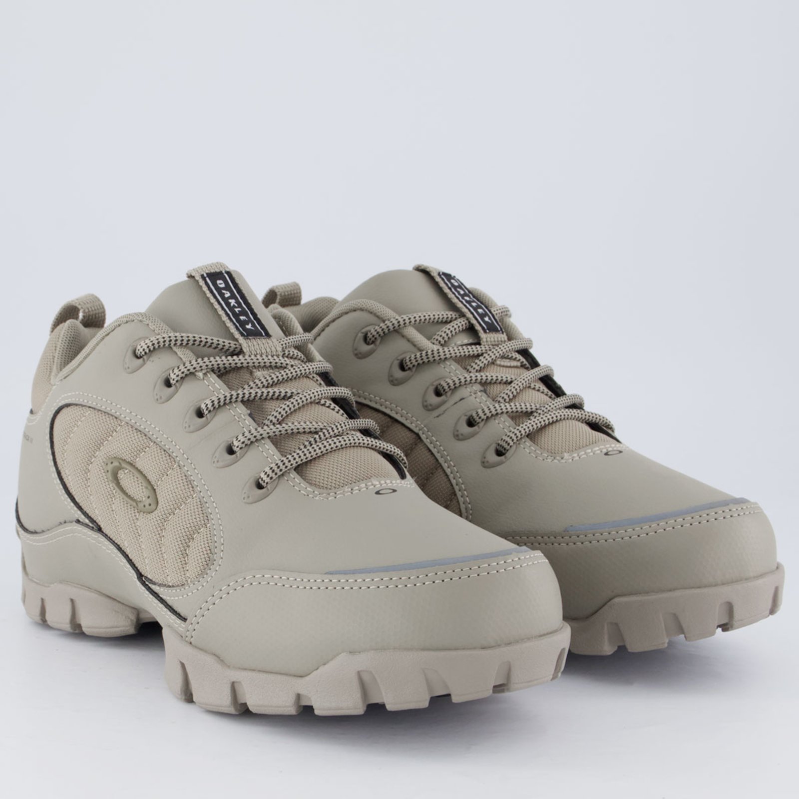Vista 3 Tênis Oakley Halftrack Low III bege Oakley bege