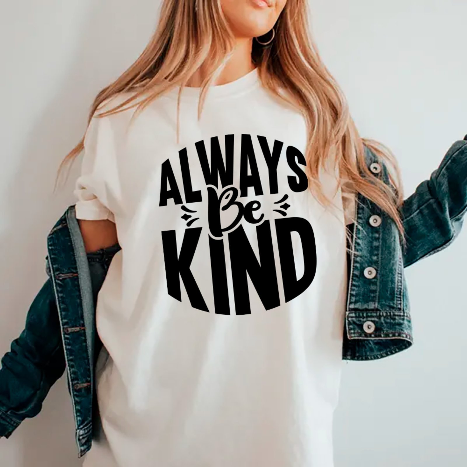 Vista 2 Camiseta Ousy Always Be Kind Oversized Unissex branco ousy branco