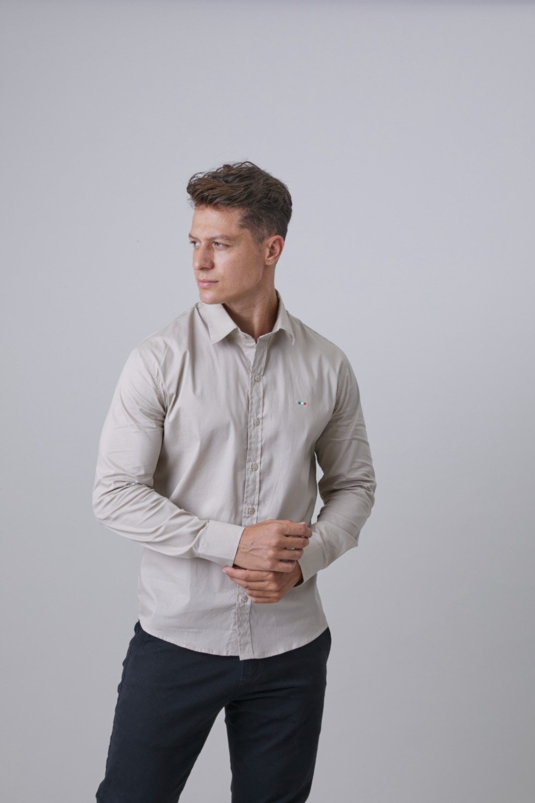 Camisa Social Itália Masculina Slim Manga Longa Elegante - Bege