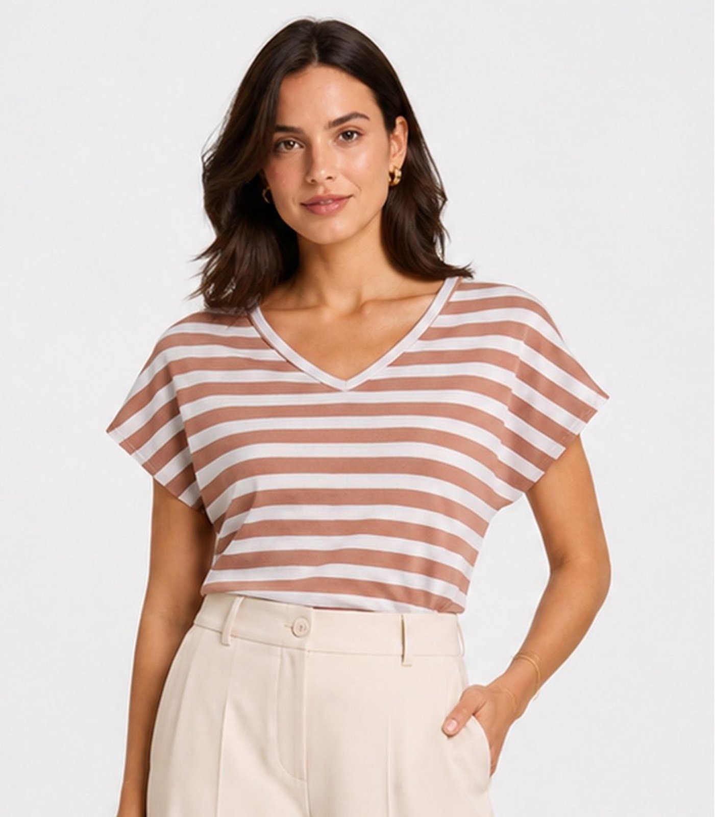 Blusa Feminina Em Ribana Decote V Infinita Cor Marrom